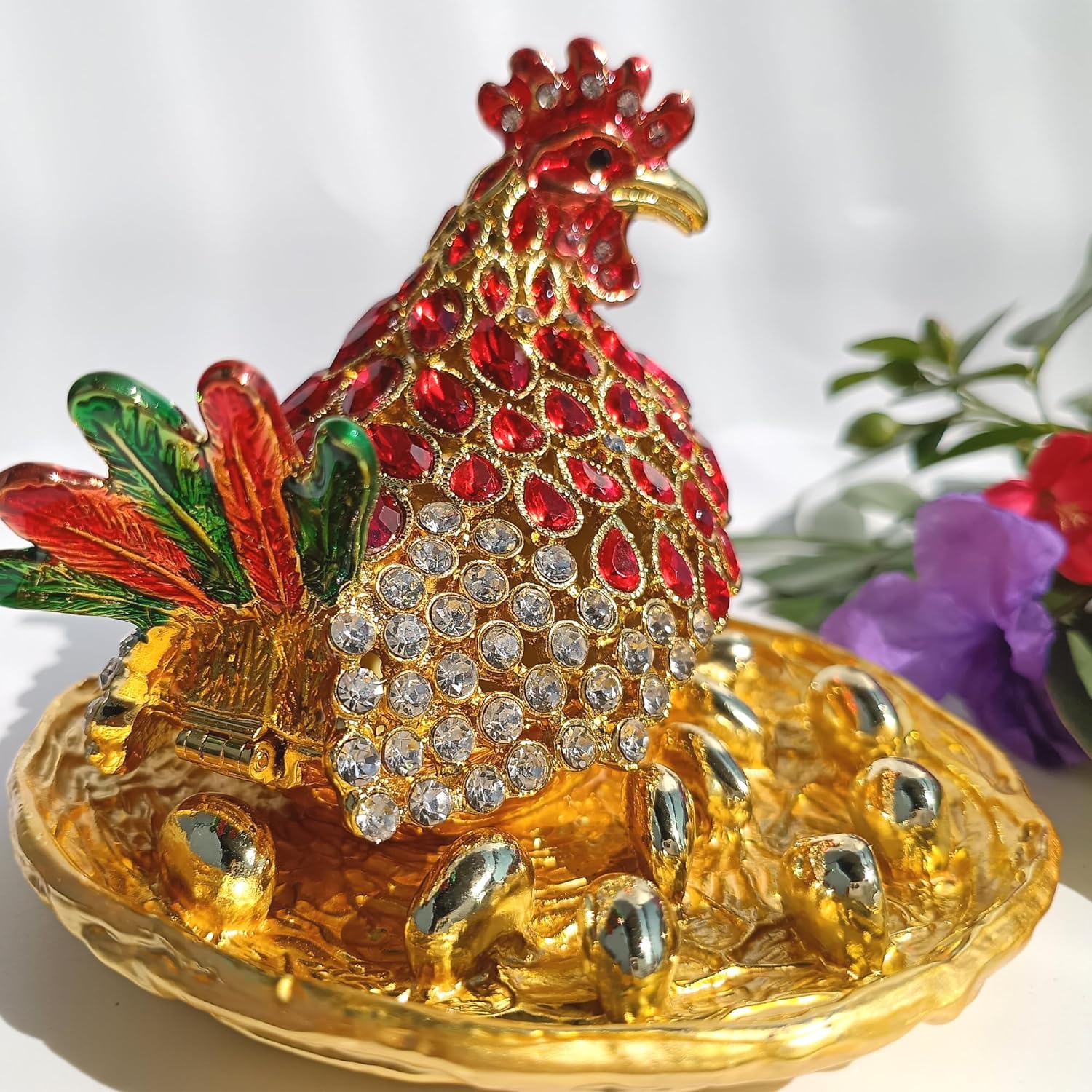 Enamel Vintage Hen & Egg Jewelry Trinket Box Hand Painted Hen Ornamental For Home & Office Decor Collectable Decorative Hen Figure