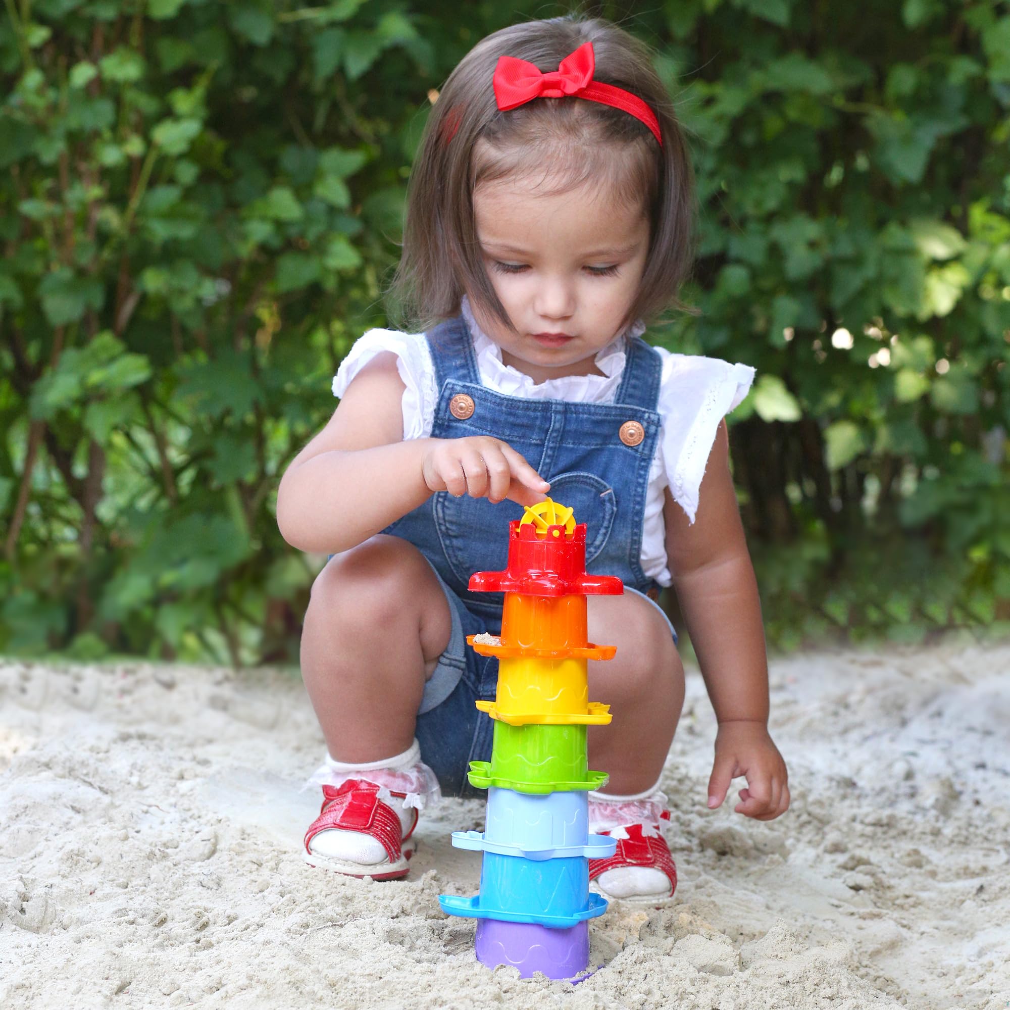 FANCY BABY Kubeczki do Układania w Stosy 7 Sztuk, Zabawka do Kąpieli i Plaży dla Dzieci 1 2 3 4 lata, Wieże do Układania w Stosy 29 cm