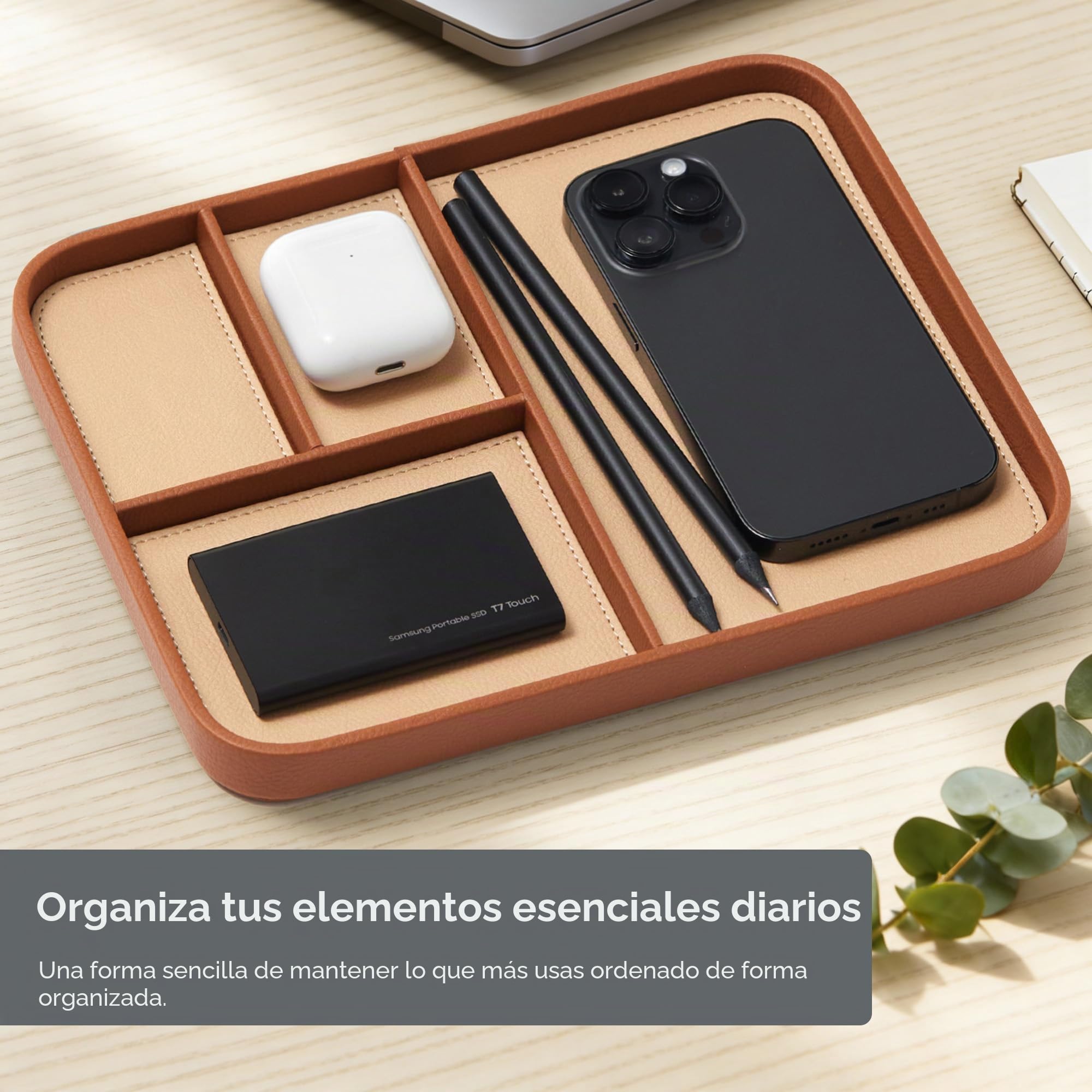 Nordik Valet Tray - Bandeja de cuero vegano de primera calidad en dos tonos marrón y beige - Organización elegante para los artículos esenciales diarios