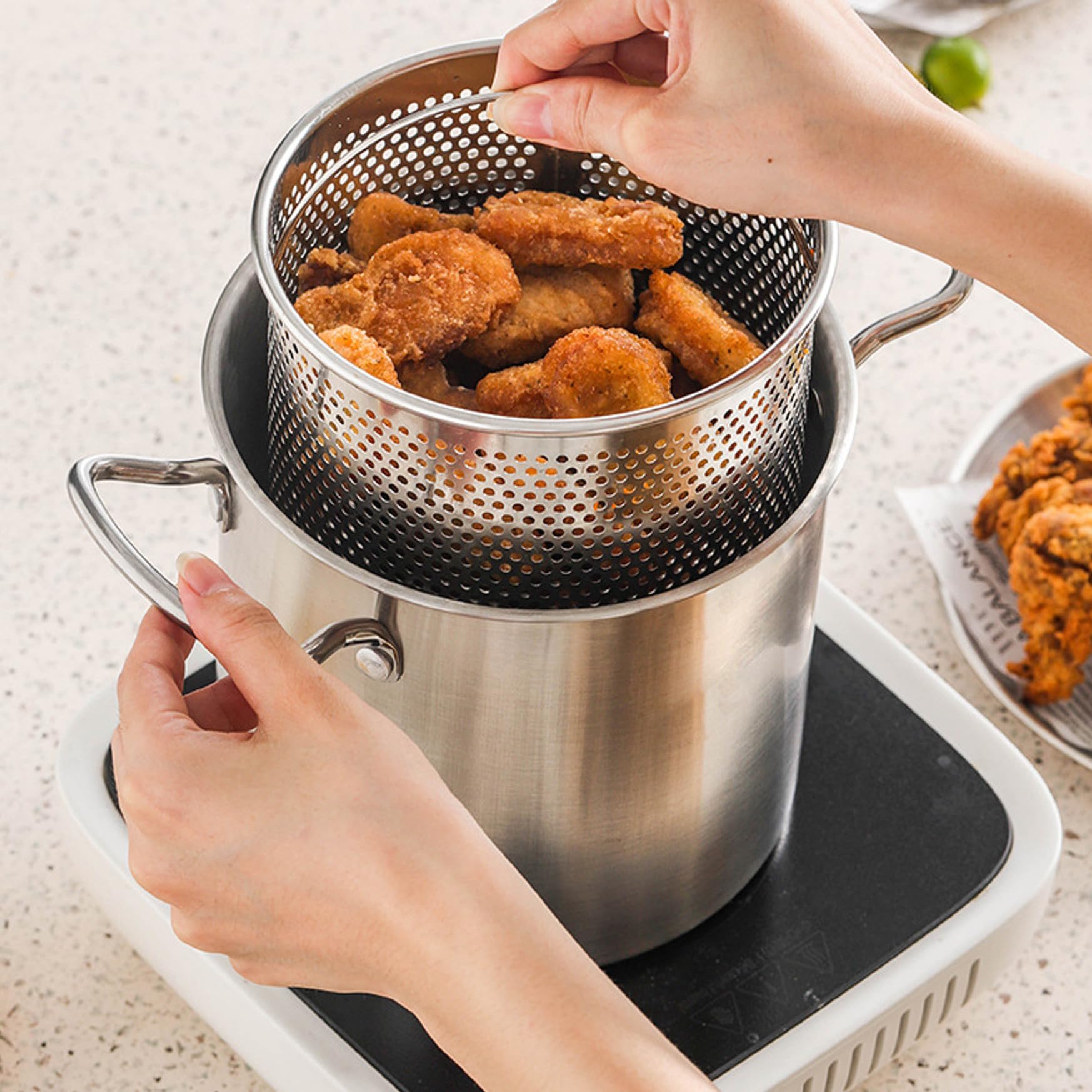 Casserole à Frire 2L Avec Passoire Acier Inoxydable 304 - Multifonction Pour Conserver Huile Et Graisse Alimentaire