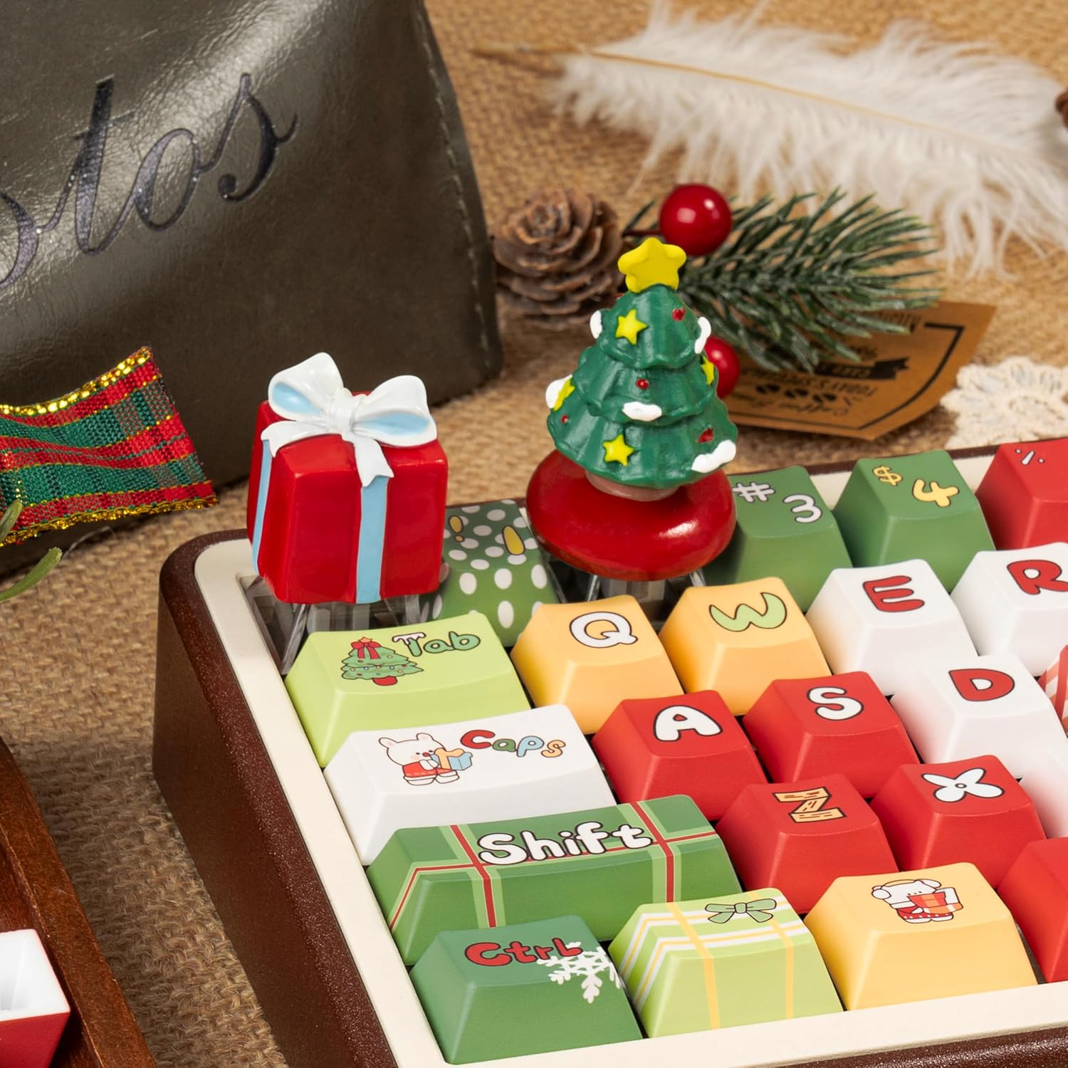 2Pcs Funny Keycaps, Custom Christmas Theme 3D Artisan Keycaps, Cute ESC Key Caps Personalized Replacement Key Caps for Cherry MX Mechanical Gaming Keyboards（Christmas Tree, Gift Boxes）