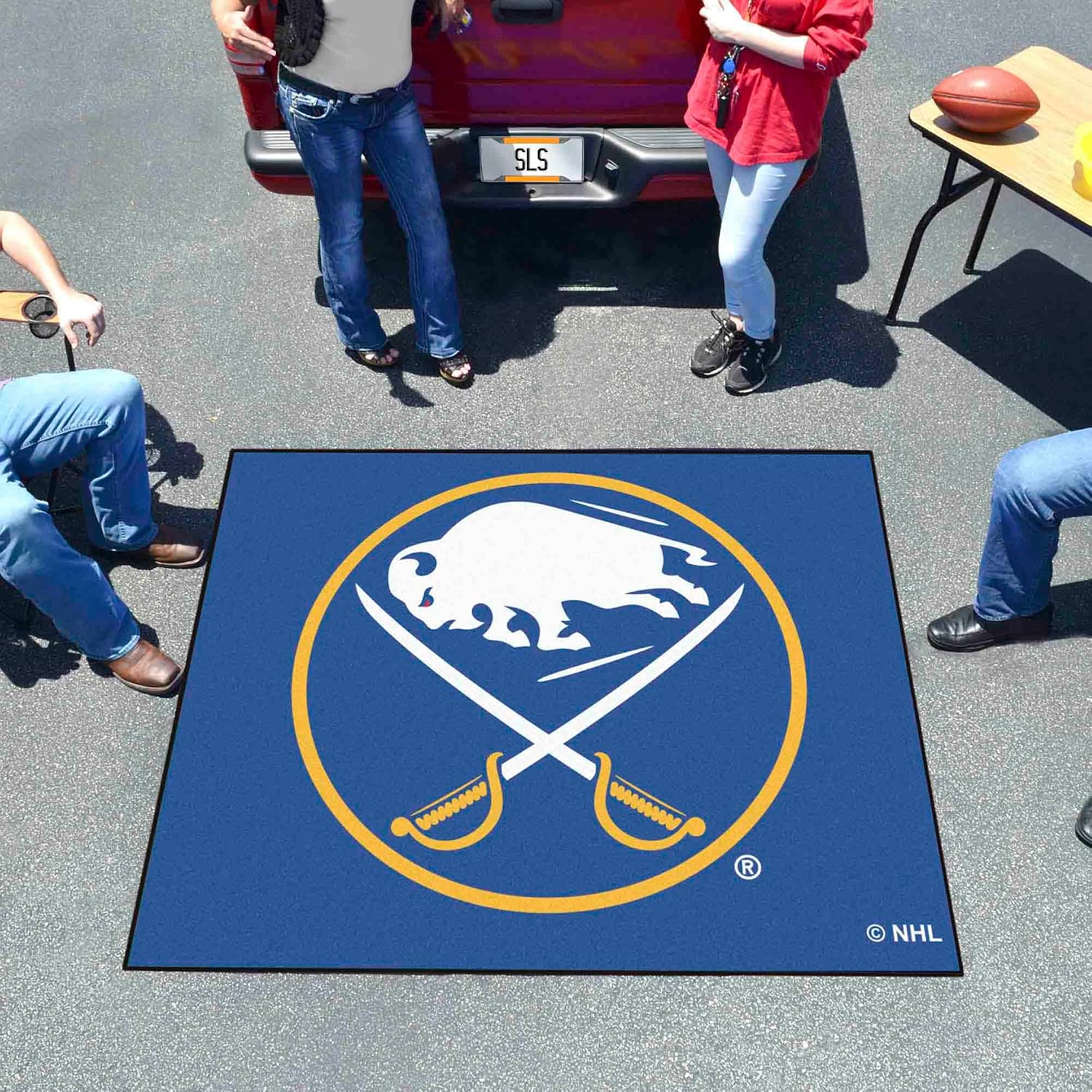 FANMATS NHL Buffalo Sabres Nylon Face Tailgater Rug, 60"72"