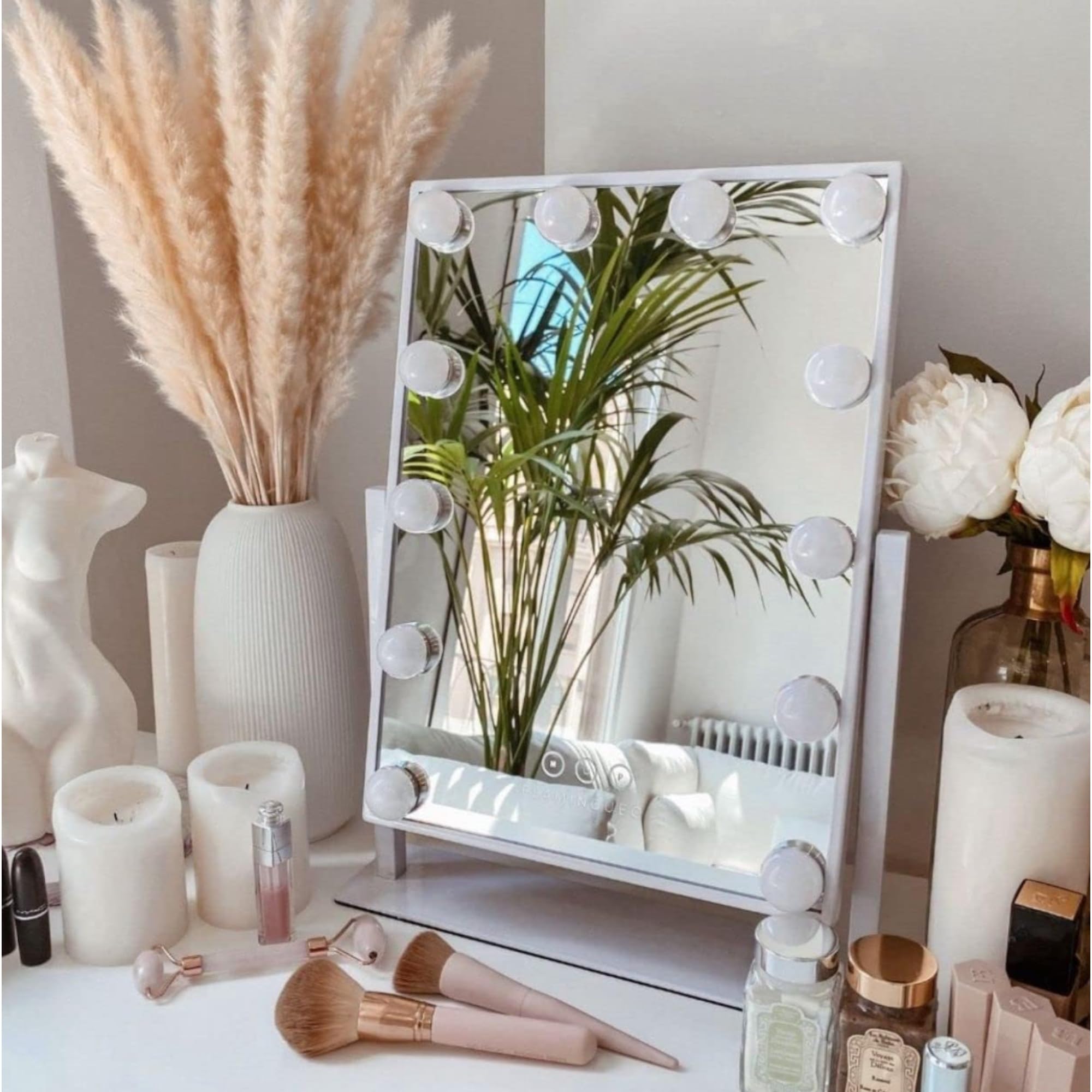 Espejo de Maquillaje con Iluminación LED, 15 Bombillas, 3 Modos de Luz, Control Táctil, USB Recargable, Aumento