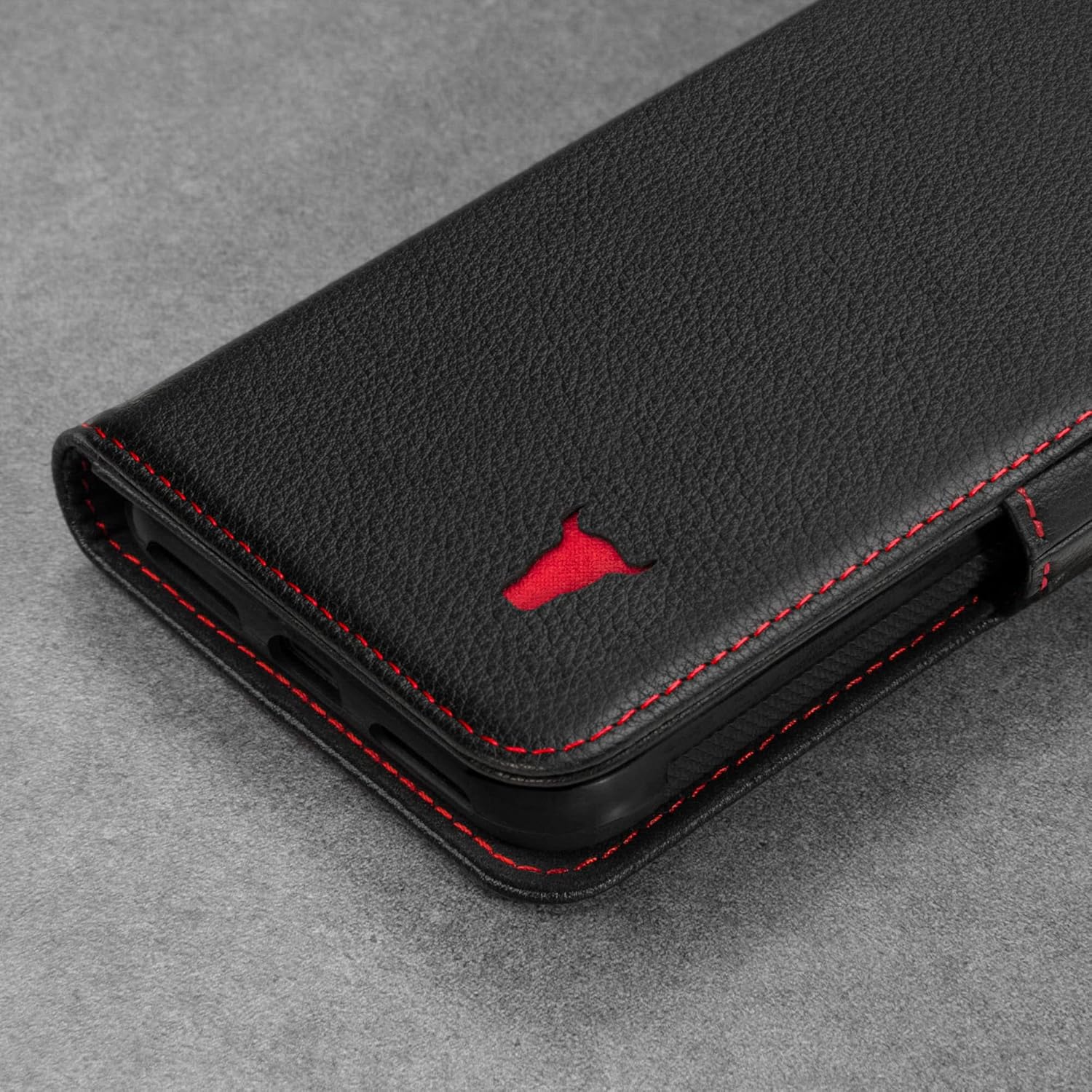 TORRO Phone Case Compatible with iPhone SE/8/7 – Premium, Genuine Leather Cover with Card Slots and Horizontal Viewing Stand (Black)