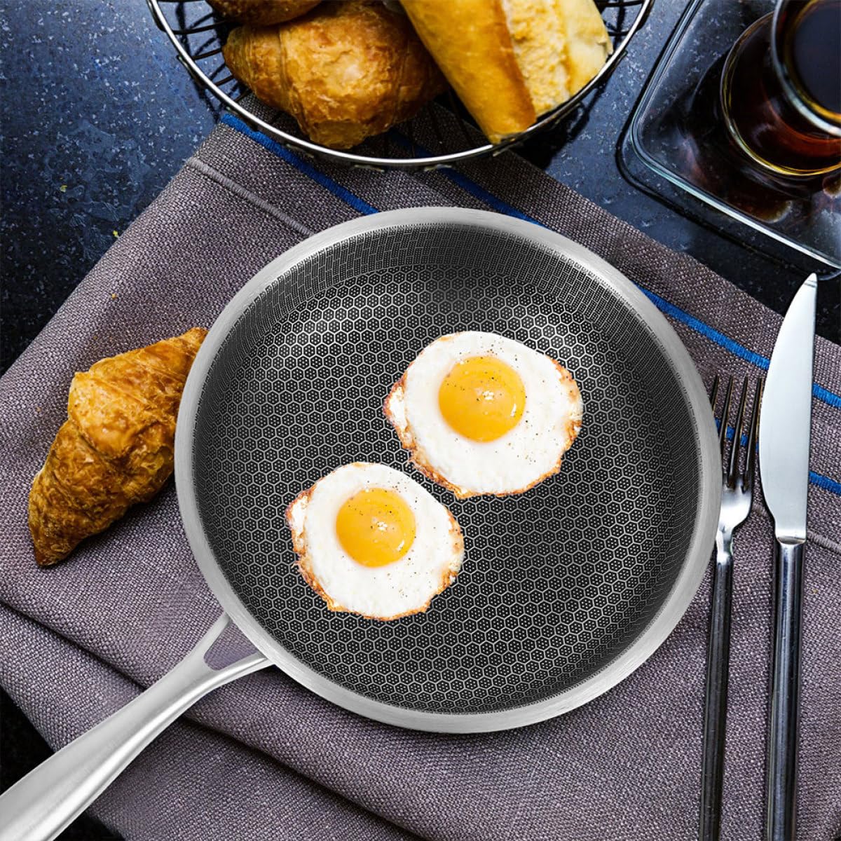 SHINEOFI Padella per Uova in Acciaio Inox 24 Cm con Manico, Padella per Bistecca con Fondo a Nido D’ape Antiaderente, Compatibile Tutti Piani Cottura Inclusa Induzione, Versatile