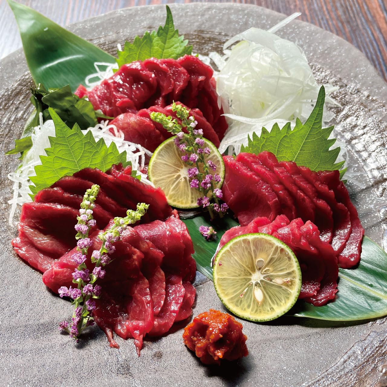 会津馬刺し もも（ブロック） 高級 会津ブランド認定品 辛子味噌付き 桜刺し身 馬肉 国産馬刺し 会津畜産