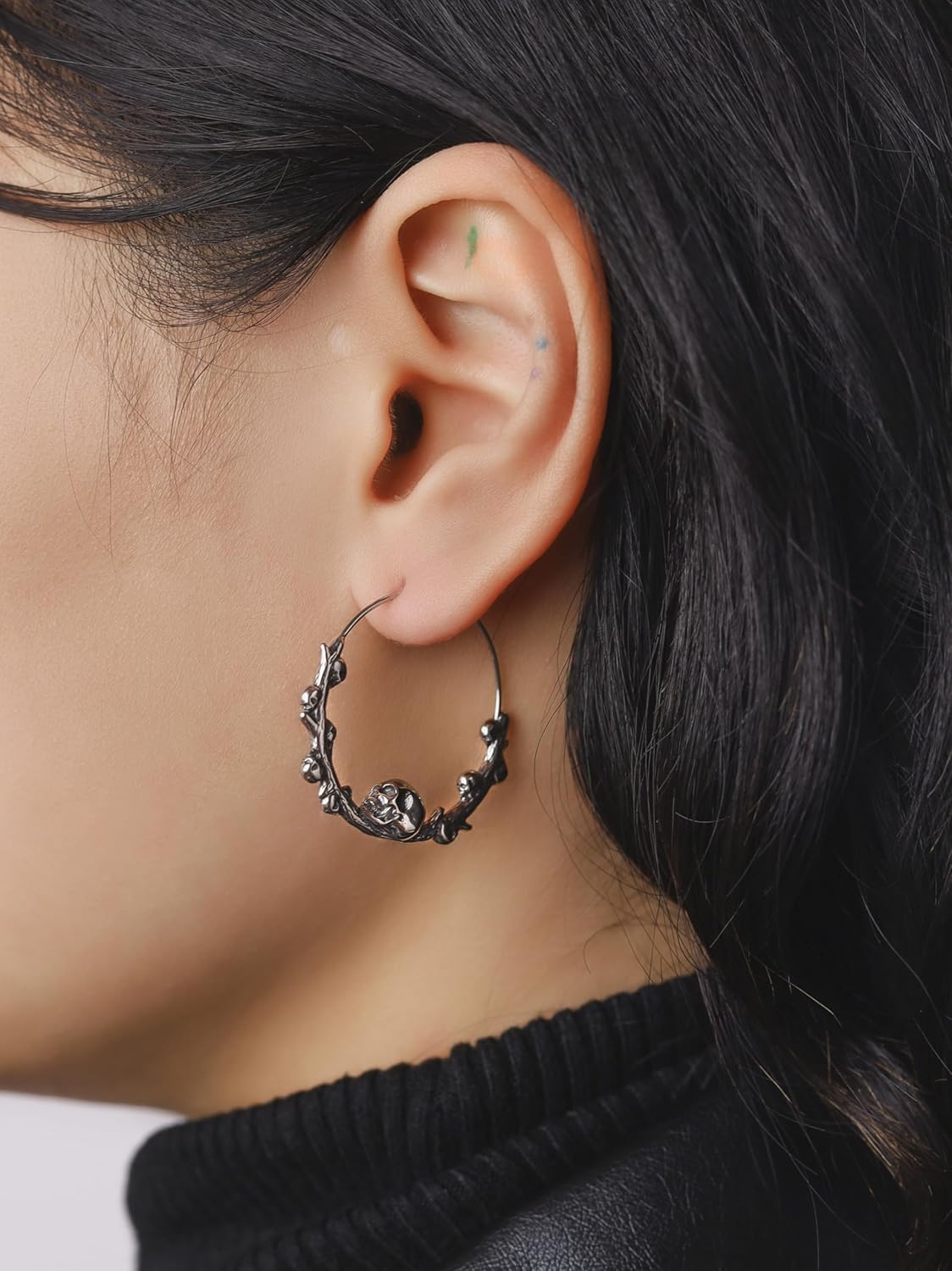 HAQUIL Gothic Punk Biker Skull on Tree Brance Hoop Earrings, Goth Jewelry Gift for Men and Women - Image 7