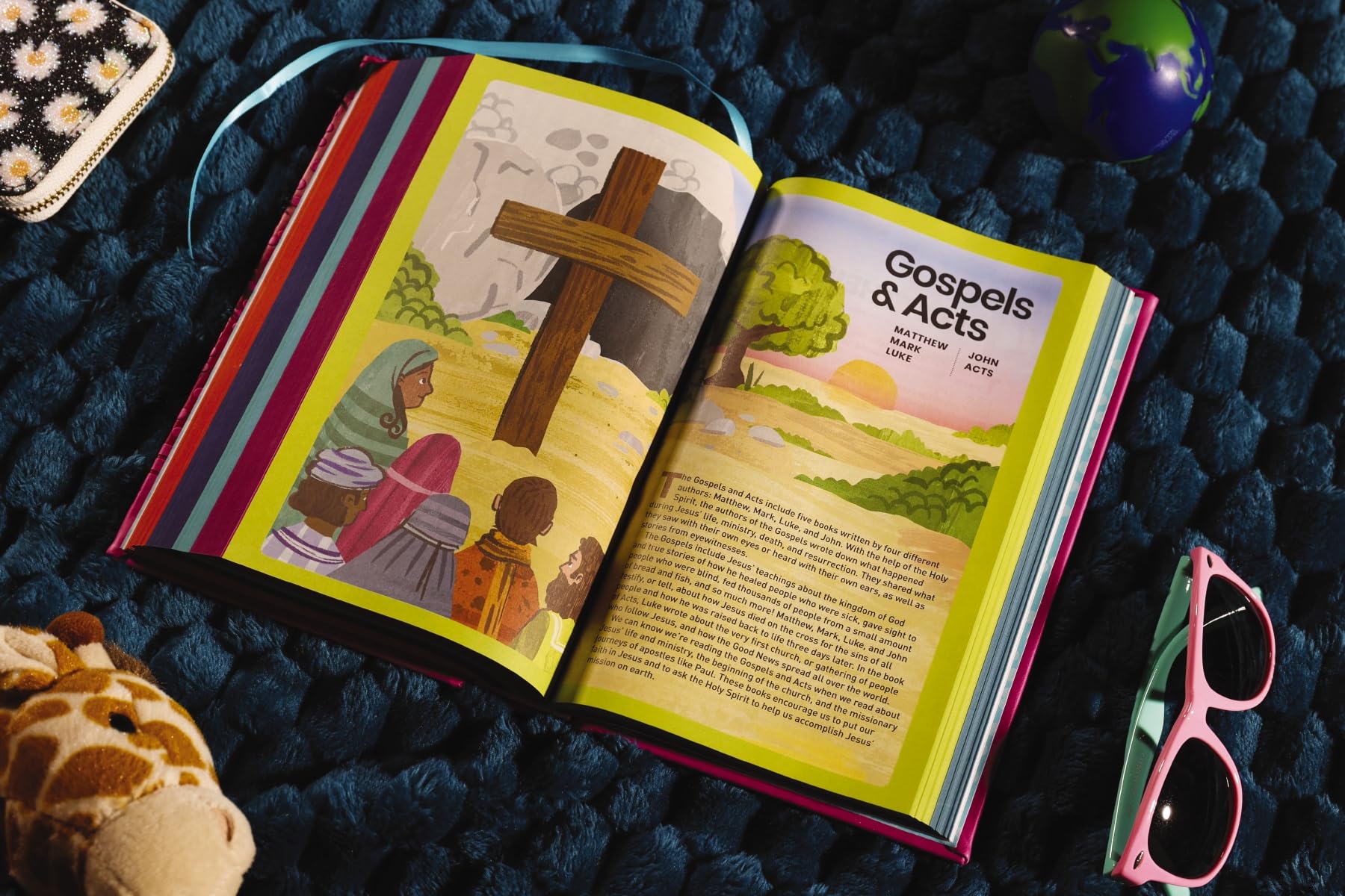 NIrV, Tiny Theologians Bible, Leathersoft over Board, Pink, Comfort Print: A Beginner’s Guide to the Bible – for Kids