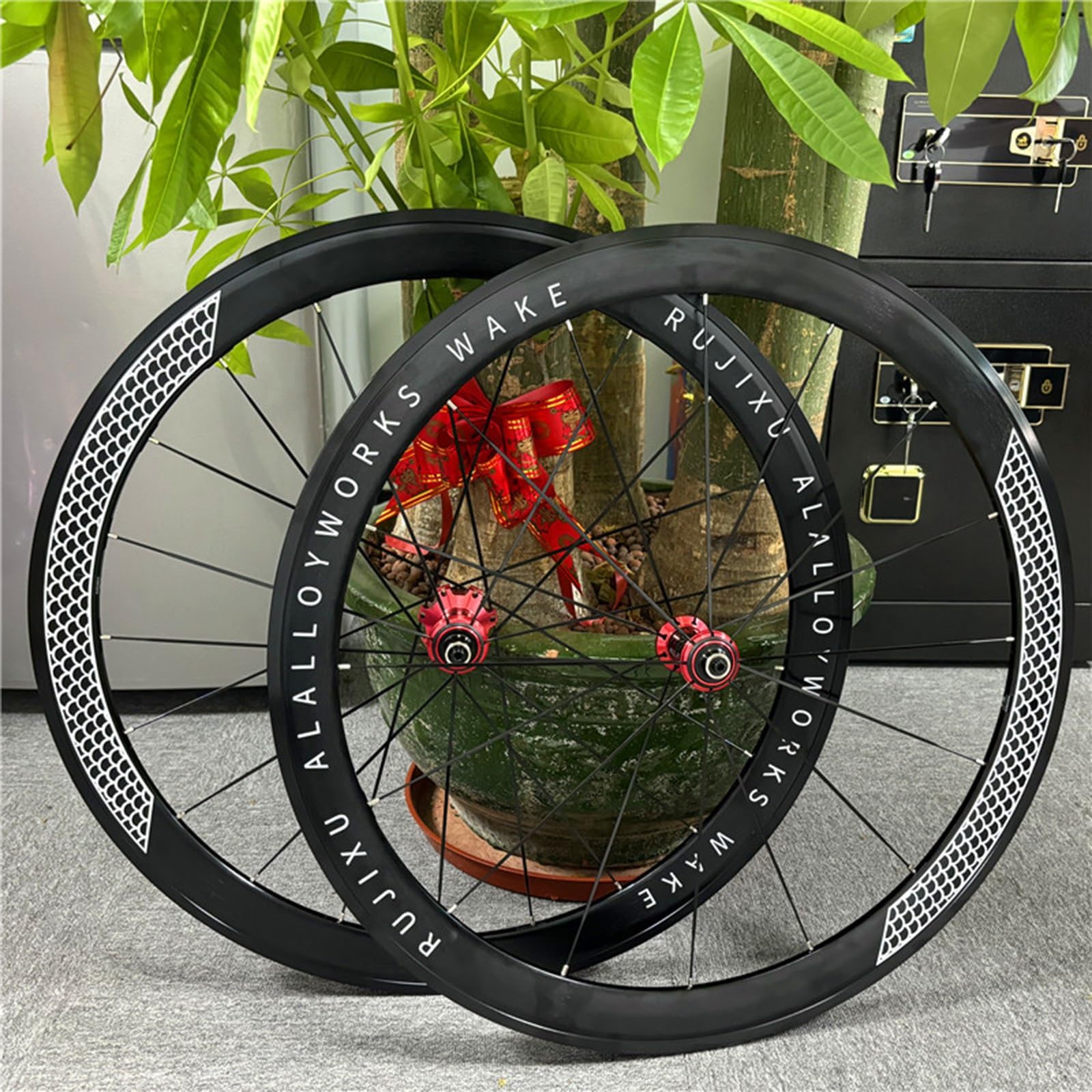 Amazon | ロードバイク用カーボンホイール 700C 30/40/50mm ダブル