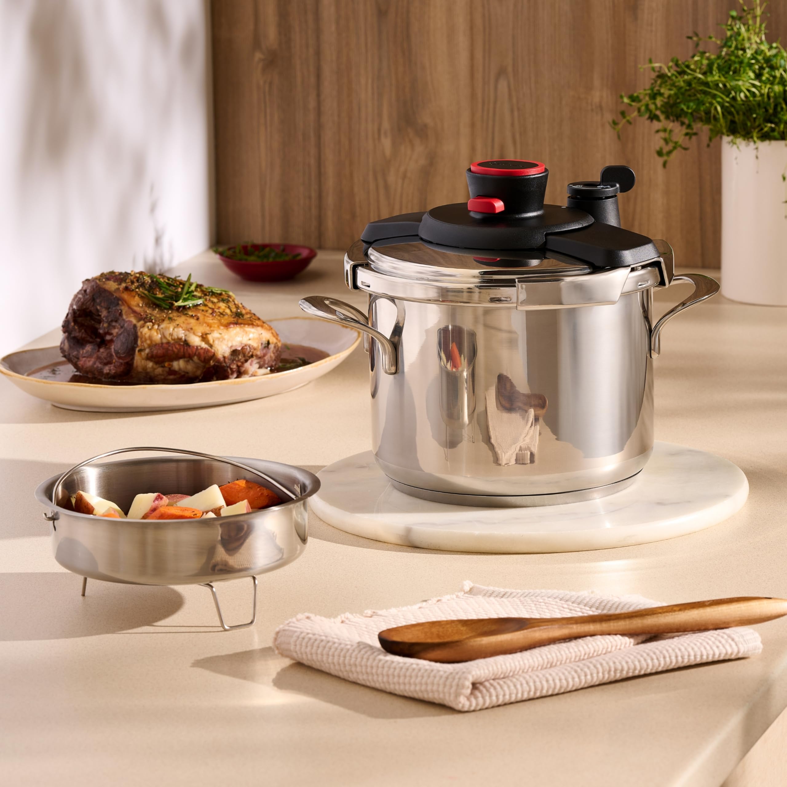 LAGOSTINA 90 Pratica 4ℓ Lagostina Pratica, Pressure Cooker, Lagoseal plus base, One hand