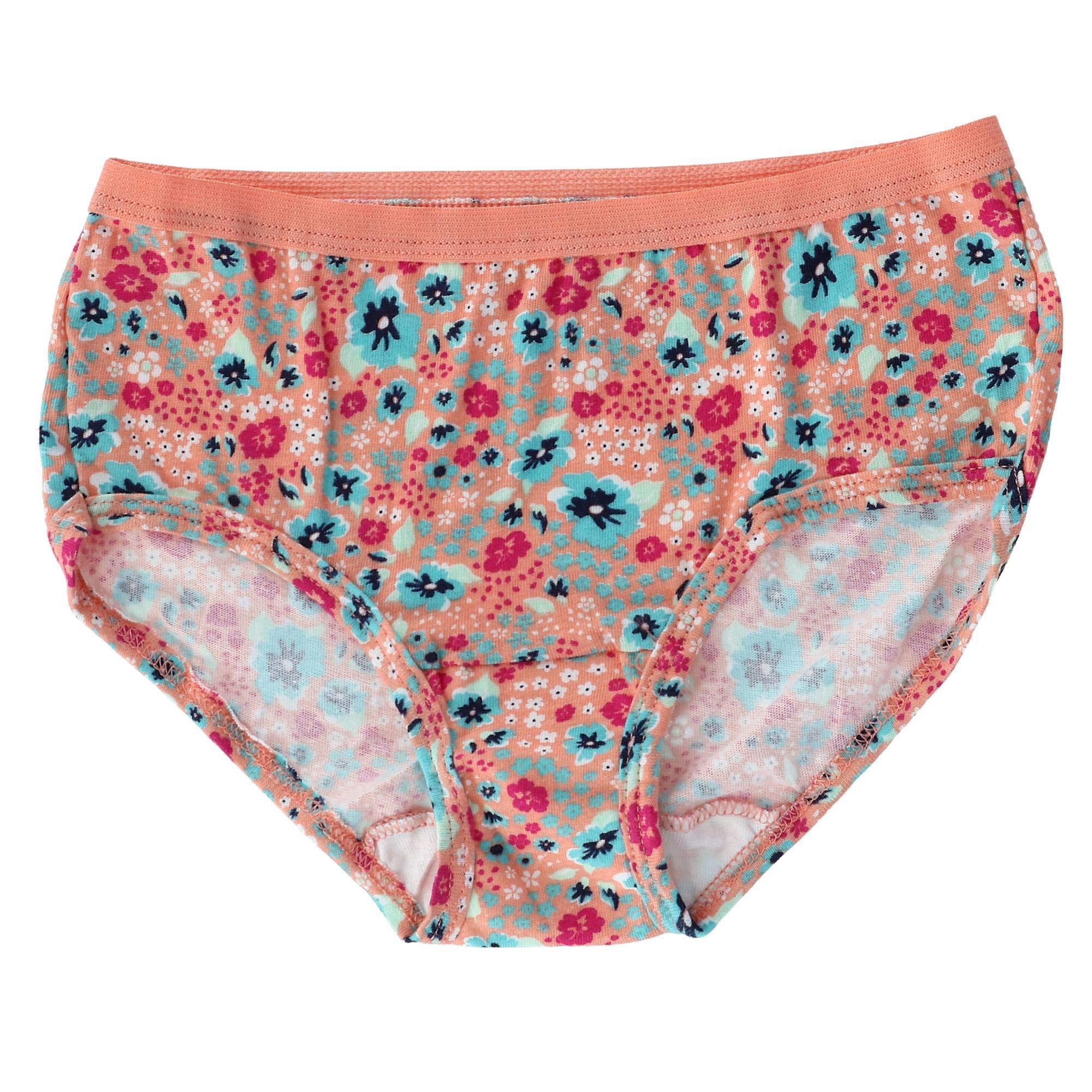 Fruit of the Loom Fruit of the Loom Girls' Cotton Brief Underwear Multipacks in use