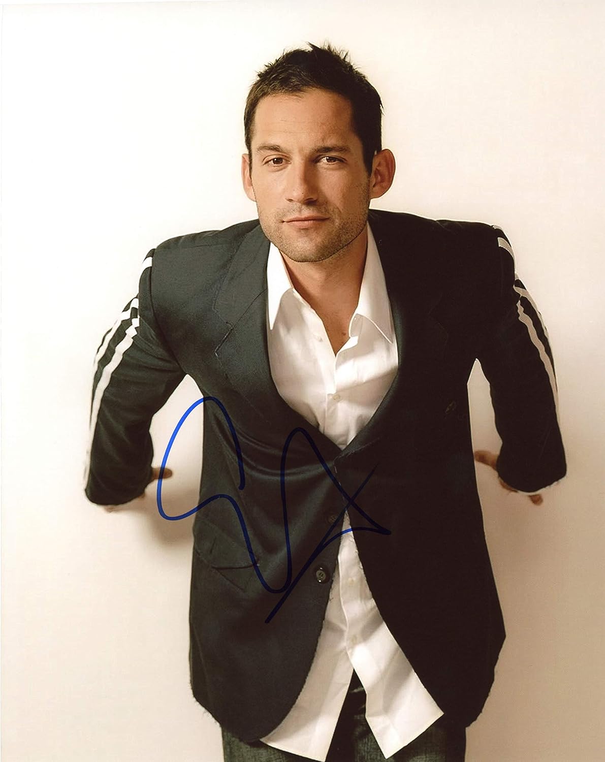 Enrique Murciano"Without a Trace" AUTOGRAPH Signed 8x10 Photo B at