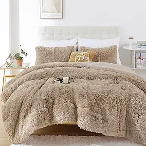 Smoofy Fluffy King Size Comforter Set, Faux Fur Comforter Set, Luxury Fuzzy King Bedding Set, Soft Shaggy Bed Set for All Season, 3 Pieces - 1 Comforter & 2 Pillowcases, Khaki