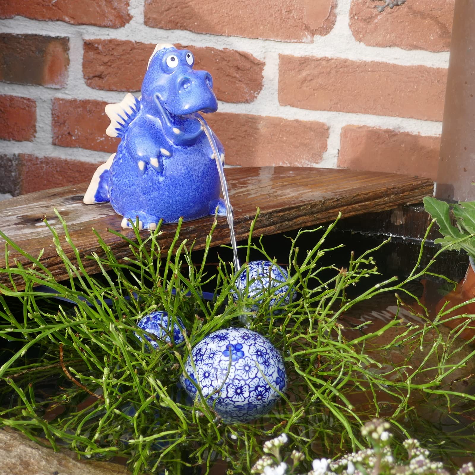 Storm's Gartenzaubereien Wasserspeier Drache mit Pumpe für Teiche- Miniteiche als für Balkon und Terrasse