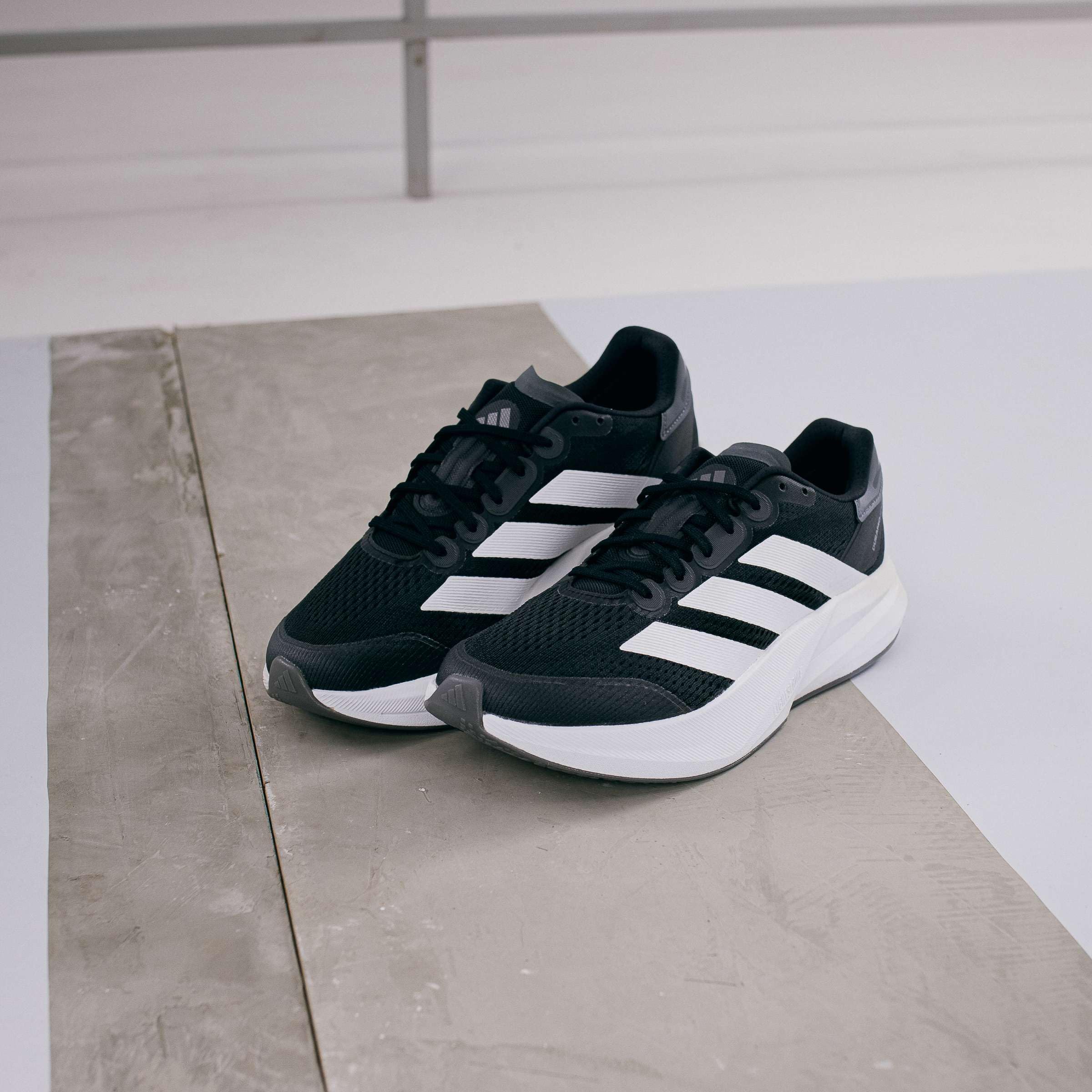 adidas Mujeres Duramo Speed 2 Zapatillas para Correr Zapatilla Neutral Cblack/Flaaqu/Lucpnk - Negro