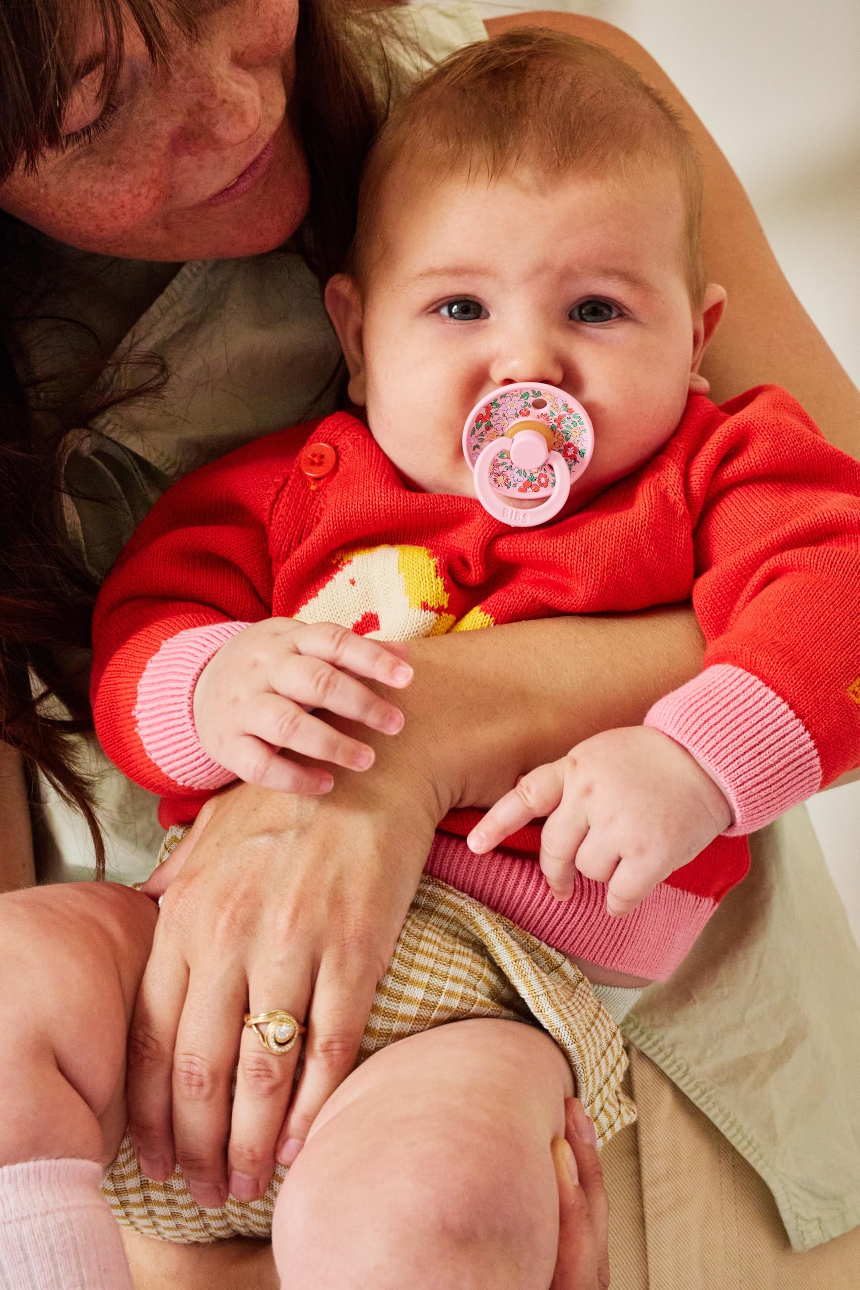 Tétine BIBS Liberty. Lot de 2 sucettes. Sans bisphénol A, Téterelle ronde. Latex de caoutchouc naturel, Fabriqué au Danemark, Taille 2 (6-18 mois), Blossom/Baby Pink - 5