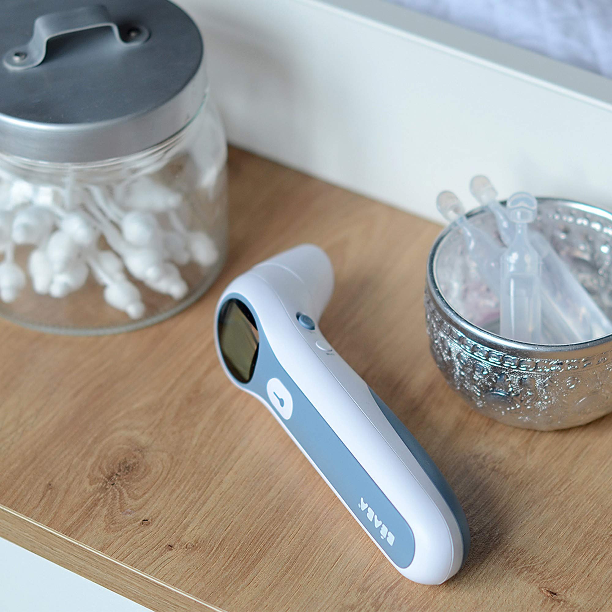 BÉABA FRANCE Thermomètre Digital Sans Contact Infrarouge Enfant Bébé Adulte Mesure Frontale Auriculaire Ambiante Alerte Fièvre Fonction Mémoire