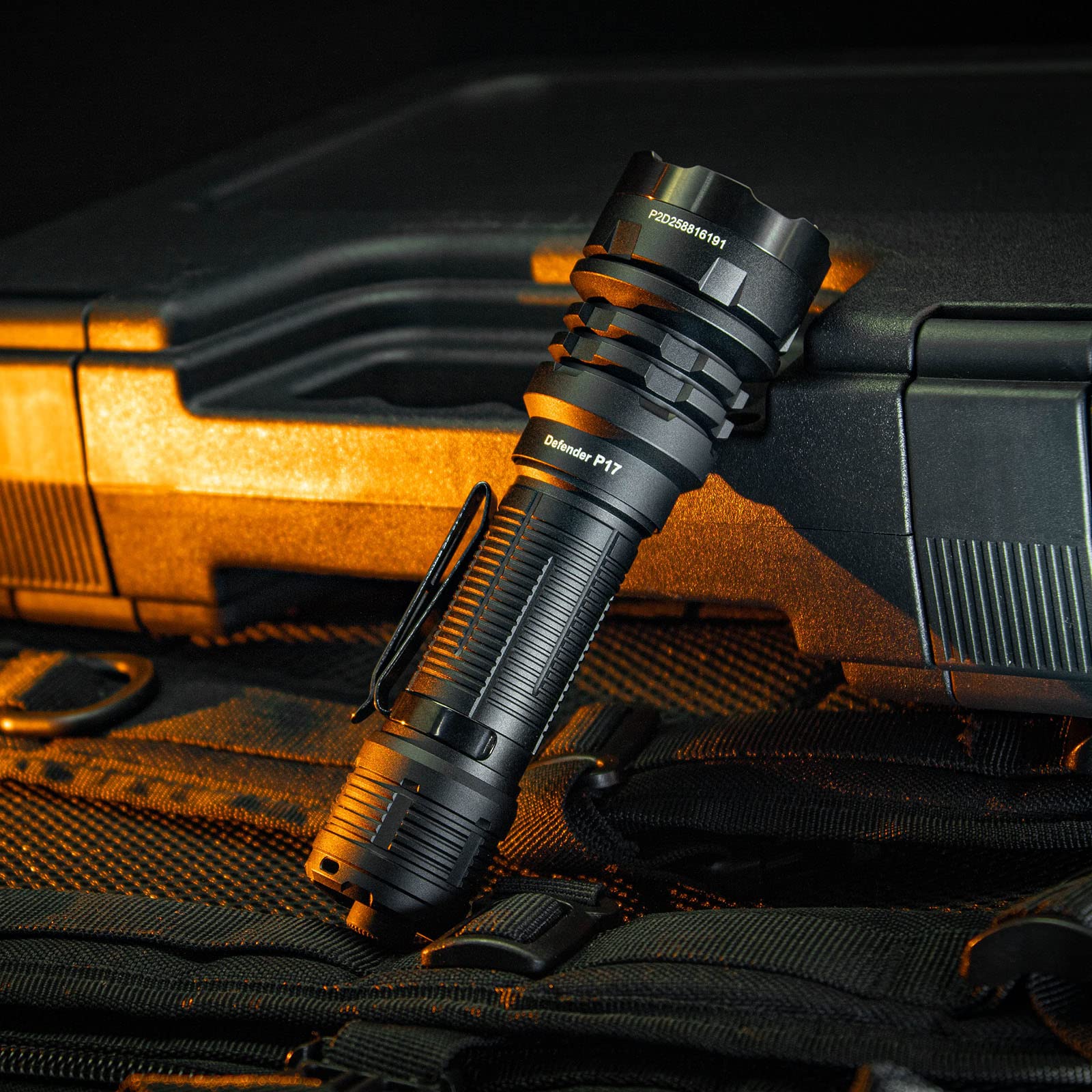 よしいーさん売約済み。ACEBEAM DEFENDER P17 ACEBEAM Defender P17 Linterna táctica con interruptor de doble