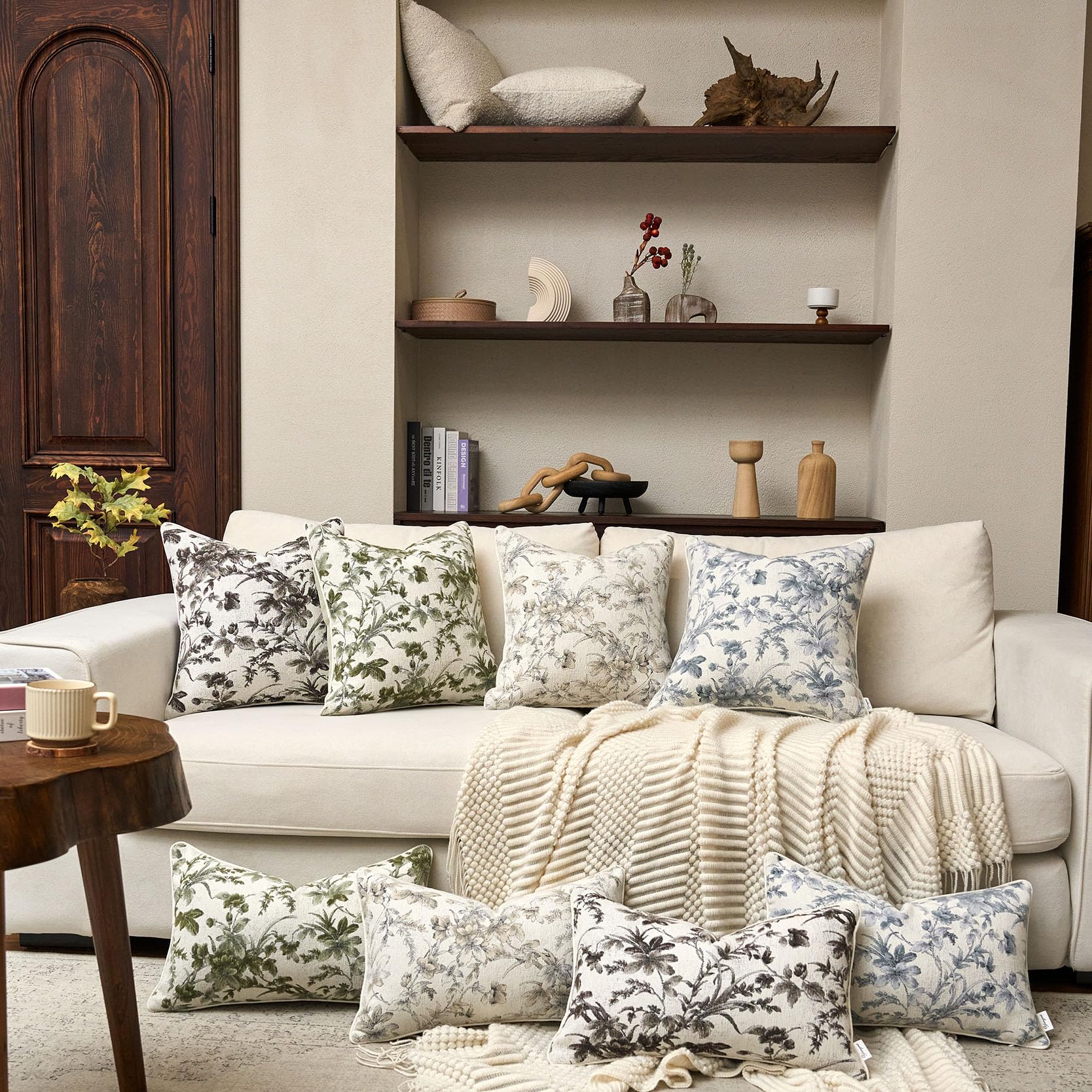 How to Fluff Throw Pillows: A Quick Guide (2026) 1 Product photo