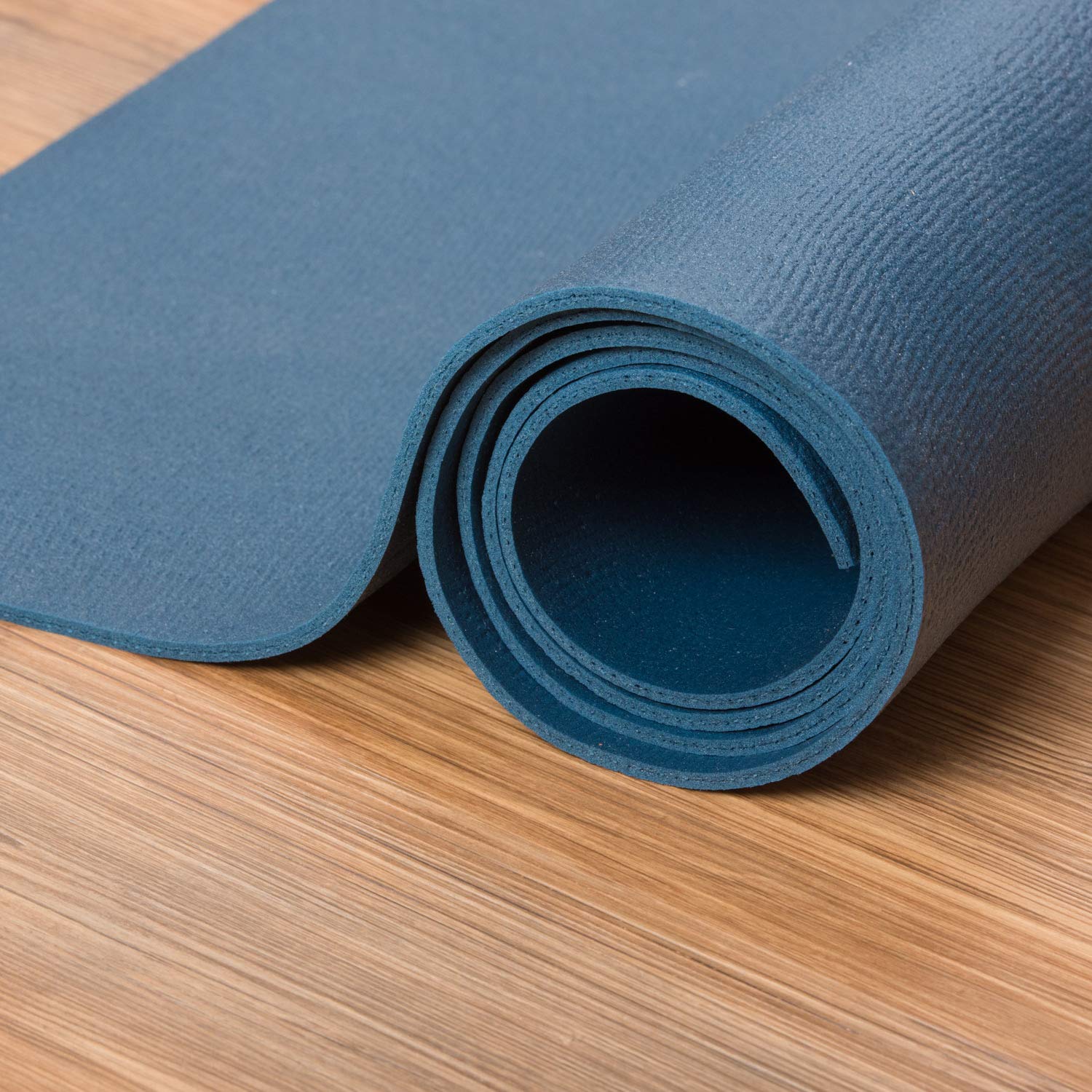 Blau in verschiedenen Größen, schadstofffreie Spielmatte in blau, vielseitige Verwendung als Kinder Spielunterlage oder Baby Bodenmatte, OEKO-Tex 100 zertifiziert, Größe 120x120cm