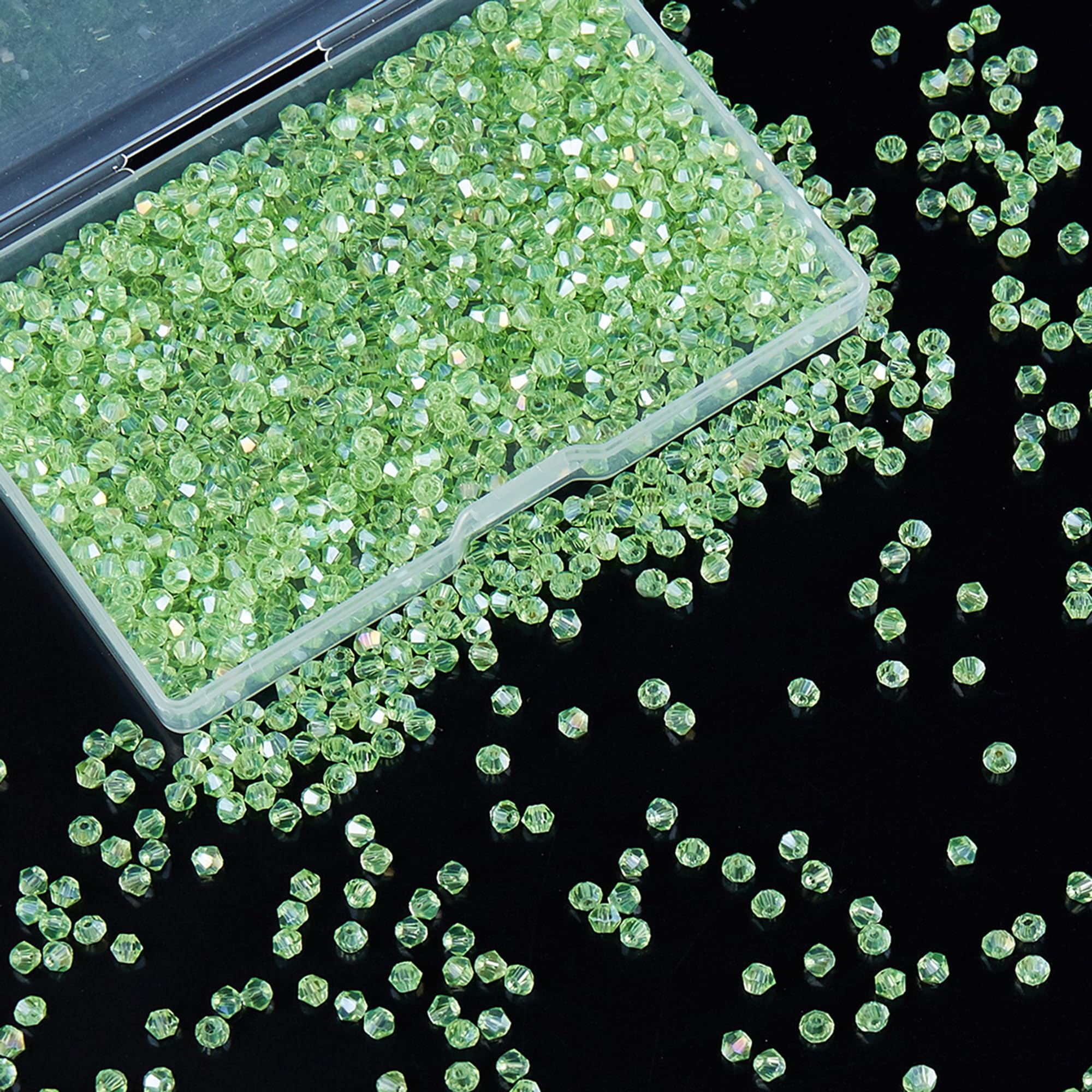 Laopottbeads 1200PCS 3mm Bicone Crystal Glass Beads for Jewelry Making, Sparkling Mini Beads for Suncatchers, DIY Bracelets & Craft Projects (Green)