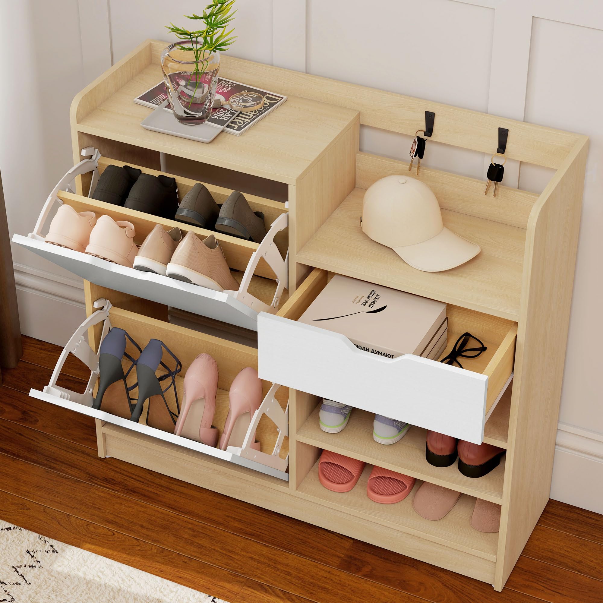 HOMCOM Schuhschrank mit 2 Klappen, Multifunktional Schuhkipper, Schuhregal mit offenen Fächern, verstellbar Trennwand, Haken Schuhkommode für 14 Paar Schuhe 93 x 30 x 90 cm, Natur