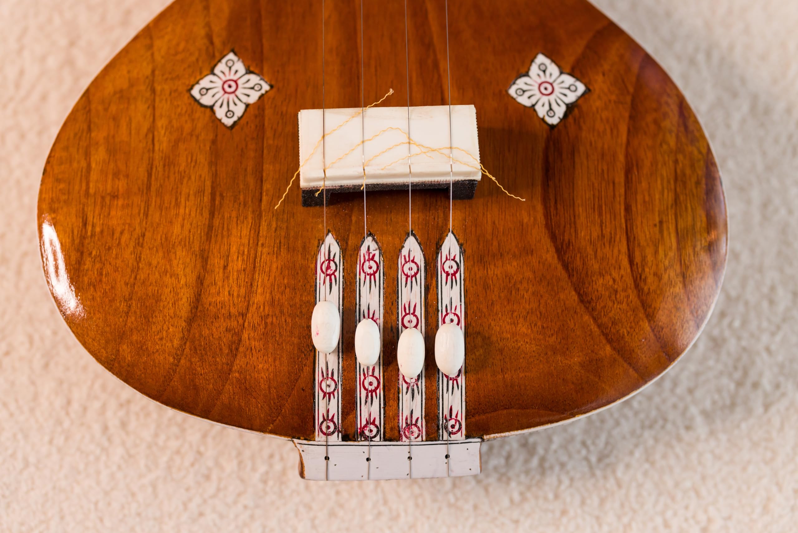 MAHARAJA Instrumental Tanpura, 4 Strings, Flat Tumba, Amazing Acoustics, Extra String Set, Tambura/Tanpuri/Tanpura/Tamburi (PDI-II) - Image 7