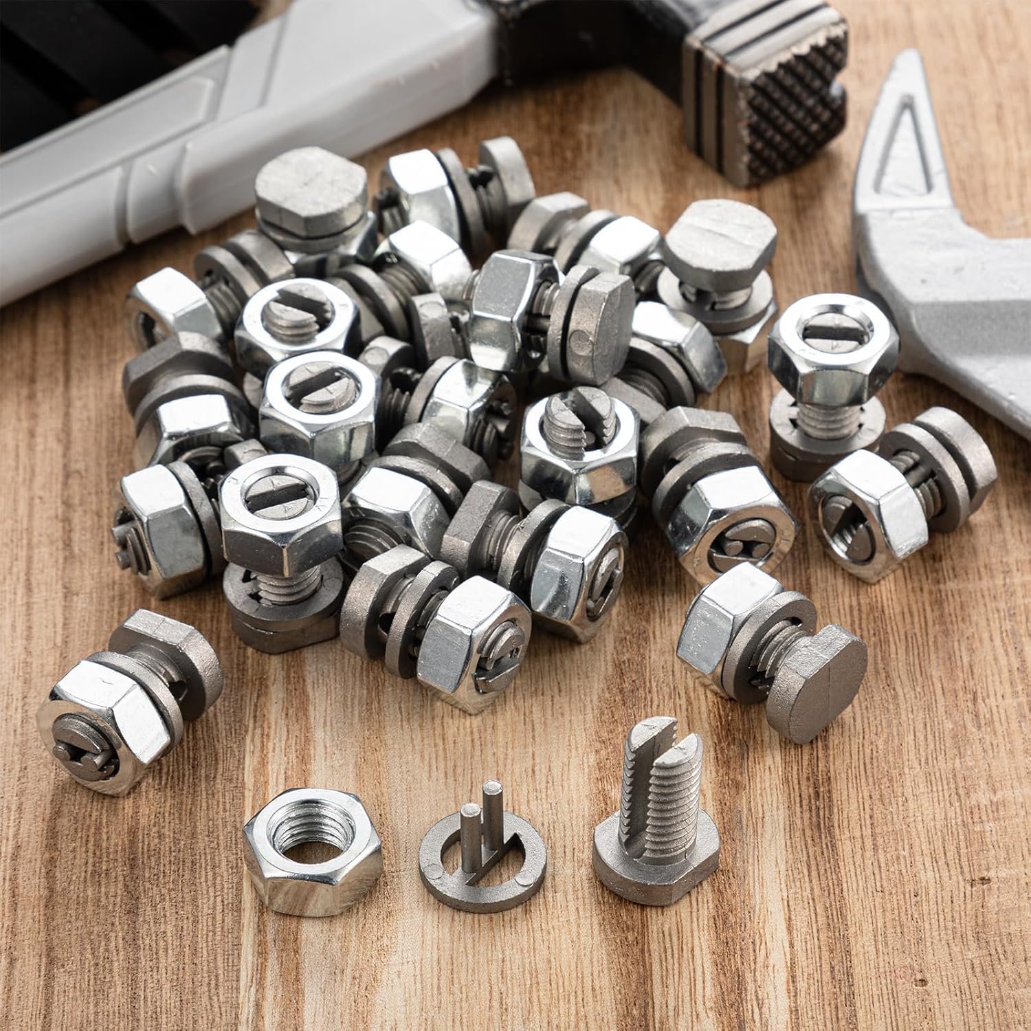 Hicarer 60 Pack Split Bolt Connectors, Electrical Wire Connectors for Fence, Grounding and Jumper Cables - Zinc Plated for 10-19 AWG Stranded or Bare Wire