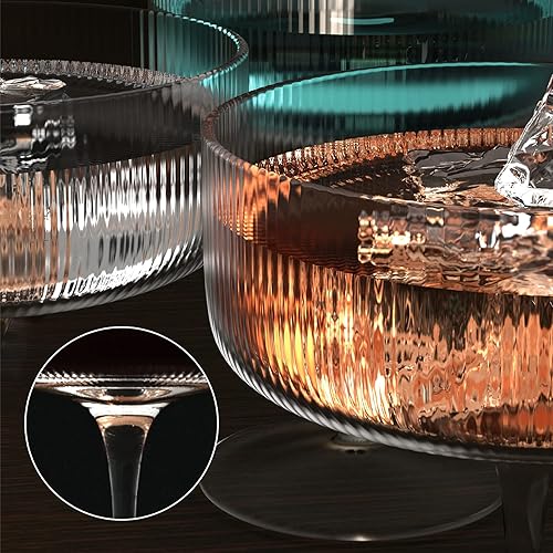 Miniatura 6 de VIFVOR Juego de 4 vasos de cóctel Coupe acanalados, 10 onzas, clásico estilo antiguo, juego de vasos de Martini con caja de regalo, elegante copa de