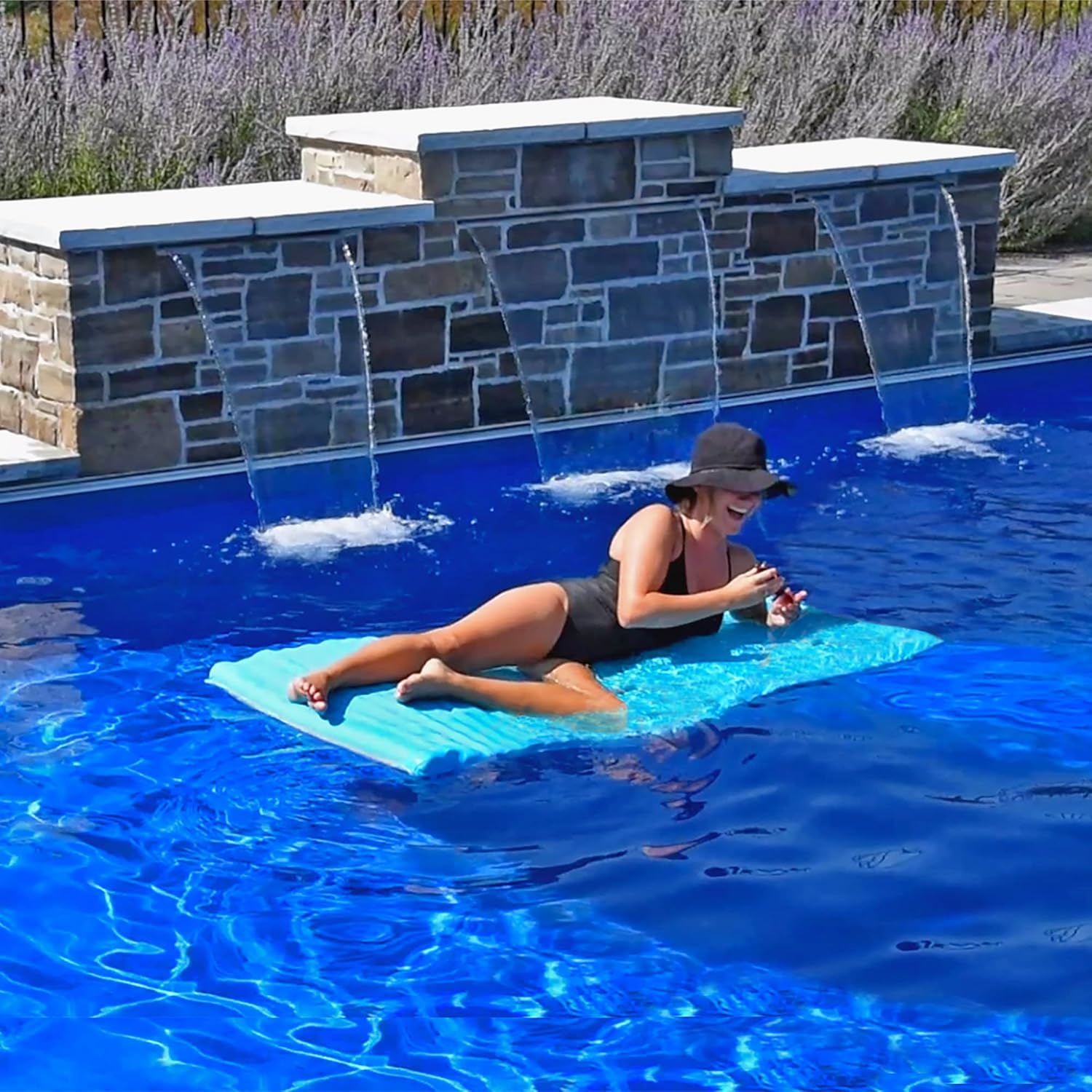 Single Pool Float with Noodles Included