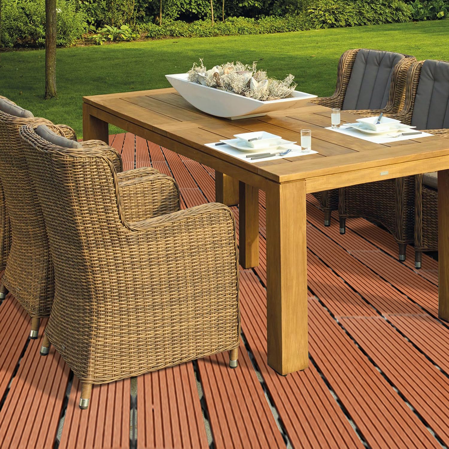 Piastrelle per terrazze, piastrelle a clic, terrazze e balconi in 30 x 60 cm, colore marrone. Decking con drenaggio, 12 pezzi (2 m²) come rivestimento per pavimenti di facile manutenzione.