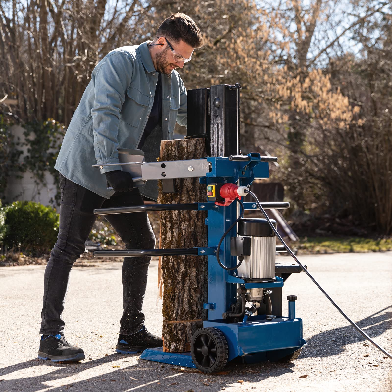 Scheppach Meterholz Holzspalter stehend Compact 8T | 7,95 Tonnen Spaltkraft | 230V 3150W Leistung | Holzlänge 1070mm / max.Ø 350mm | schwenkbarer Tisch | für Hartholz & Weichholz - mit Fahrvorrichtung