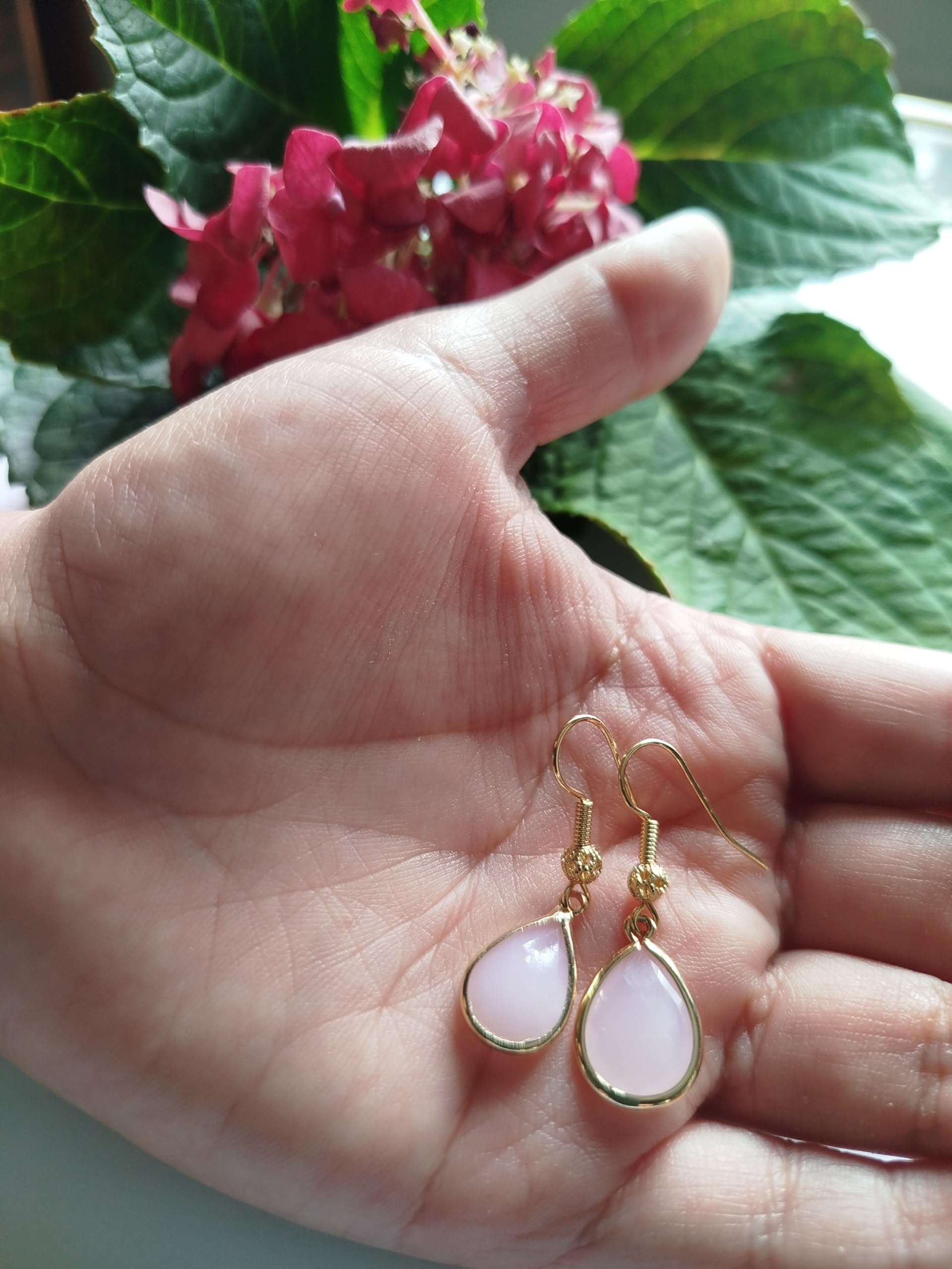 ZARZAMORA Pendientes Mujer Gota de Agua-Aretes Colgantes Cristal Transparente forma de Lagrima Ribetes Dorados-Gancho Hippy Acero Inoxidable Chapado en Oro14k-Regalo Original