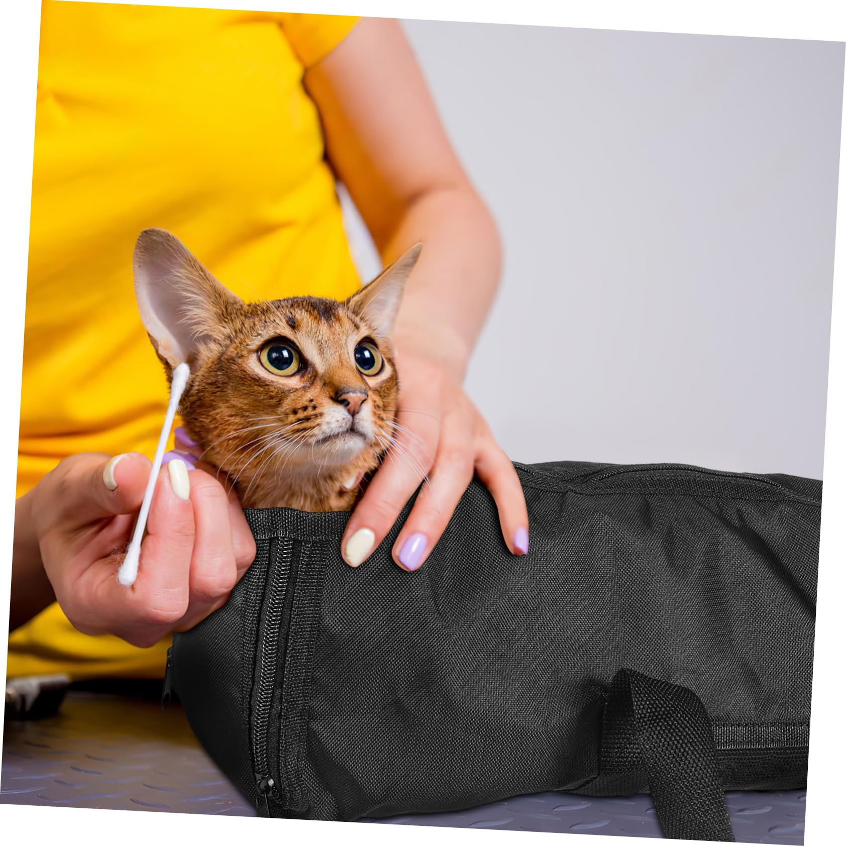 SUPVOX Cat Holder for Bathing and Nail Cutting Mesh Cat Bag Oxford Fabric Pet Supplies Easy Access Travel Friendly