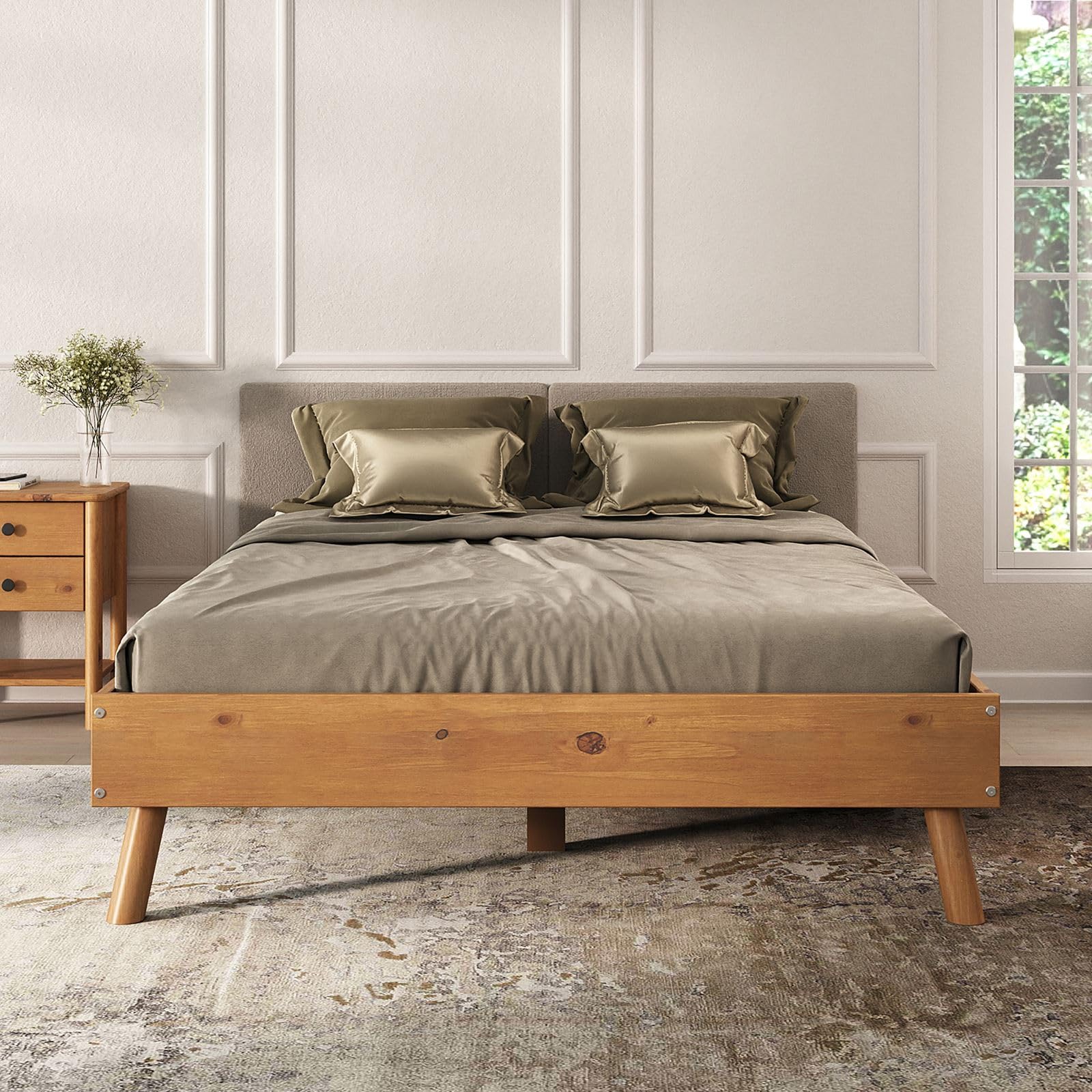 IDIMEX Karri Letto futon 140 x 200 in legno di pino massello color quercia, robusto letto matrimoniale con gambe coniche, struttura stabile, barra centrale con piedini di supporto