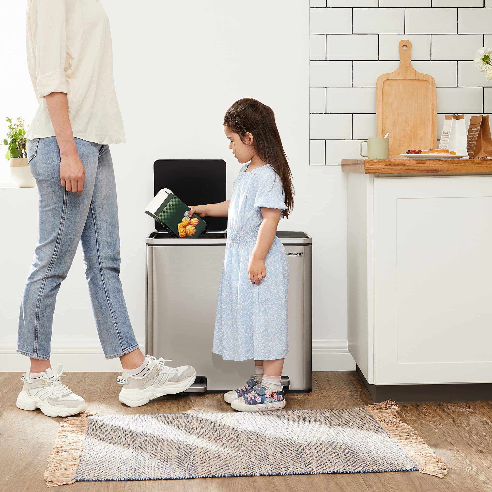 SONGMICS Dual Trash Can, 12.7 Gallon (2 x 24L) Recycling Rubbish Bin, with Lid, Inner Buckets