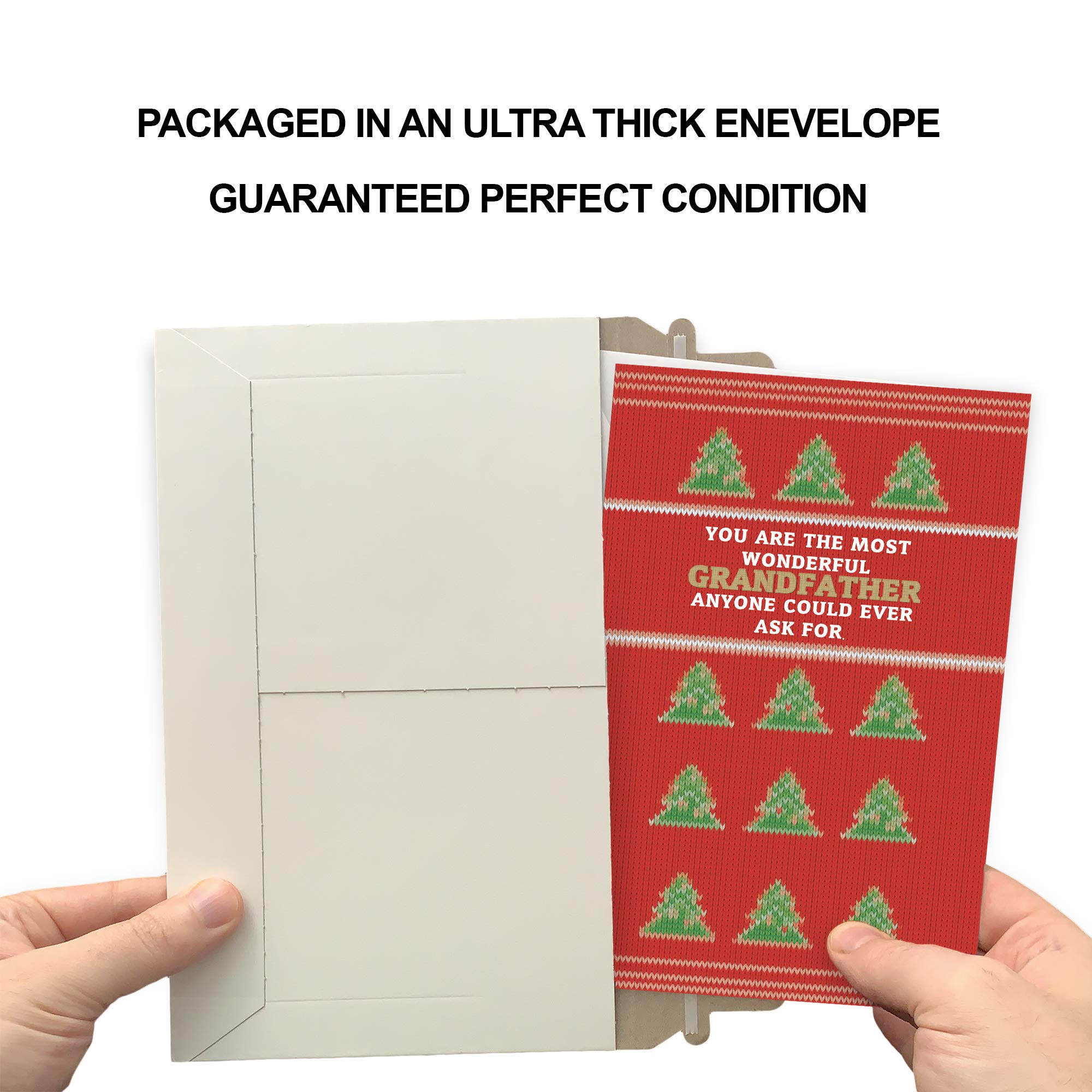Tarjeta De Navidad Para Hombre (UKG-616280) De UK Greetings – Husband – Hermoso árbol Acabado Con Exquisito Papel De Aluminio Y Detalles De Flitter – Tarjeta De Navidad Adornada Para él