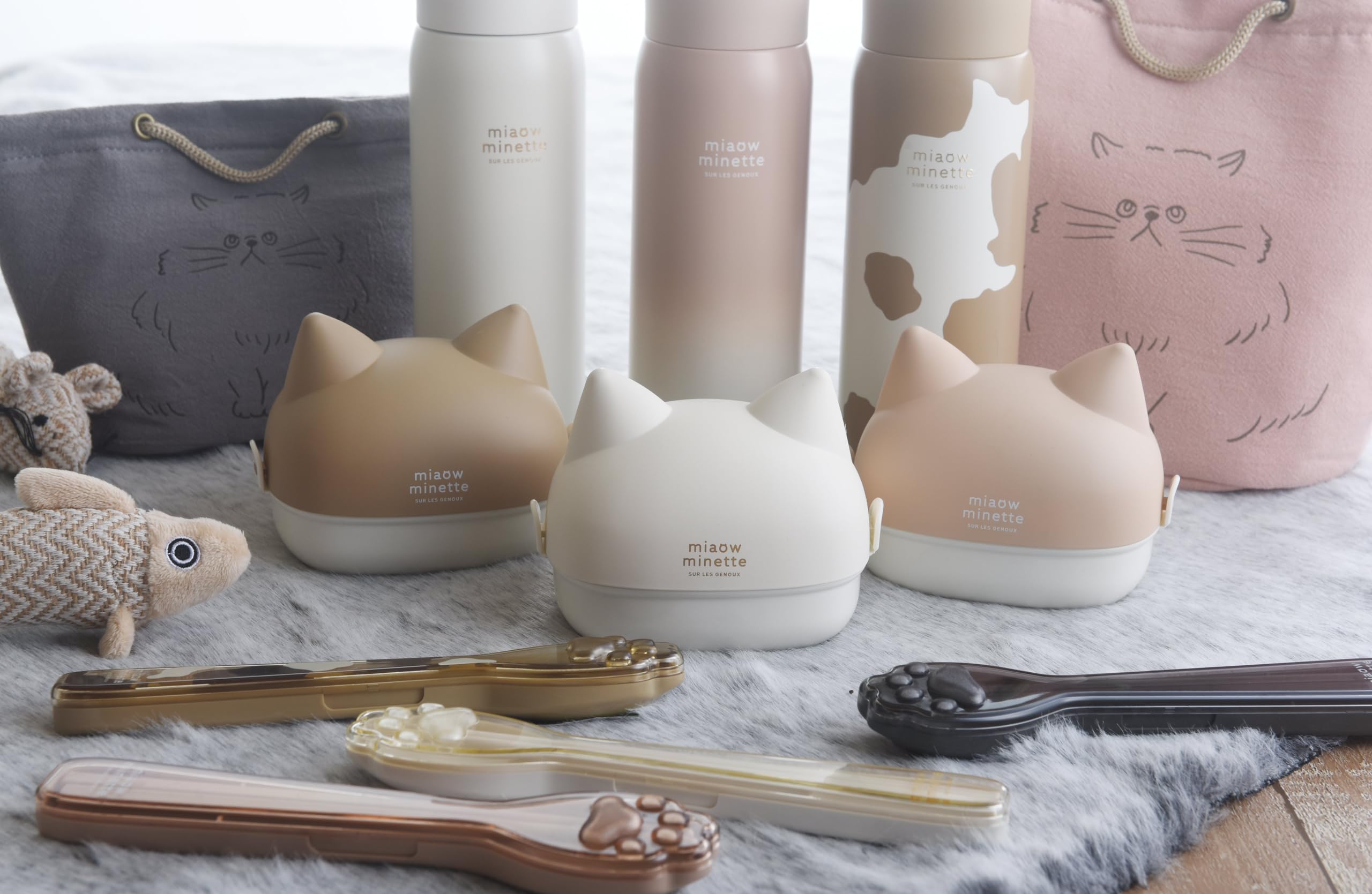 Amazon | Sabu にゃお ねこみみおにぎりケース ホワイト 420207