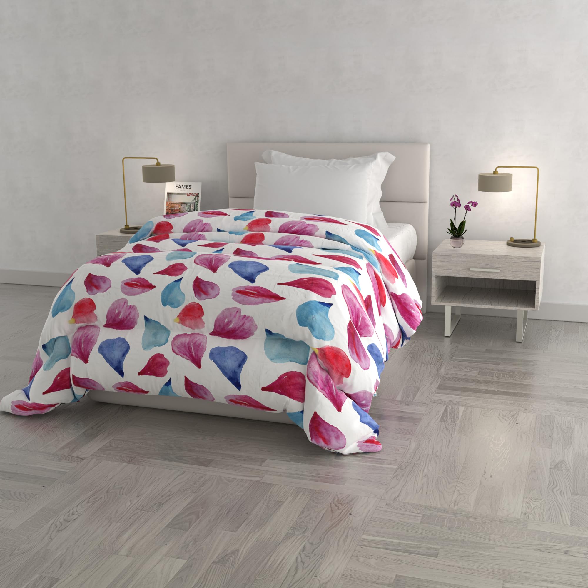Fantasy Winter Quilt Made in Italy, Petals, Single 170 x 260 cm
