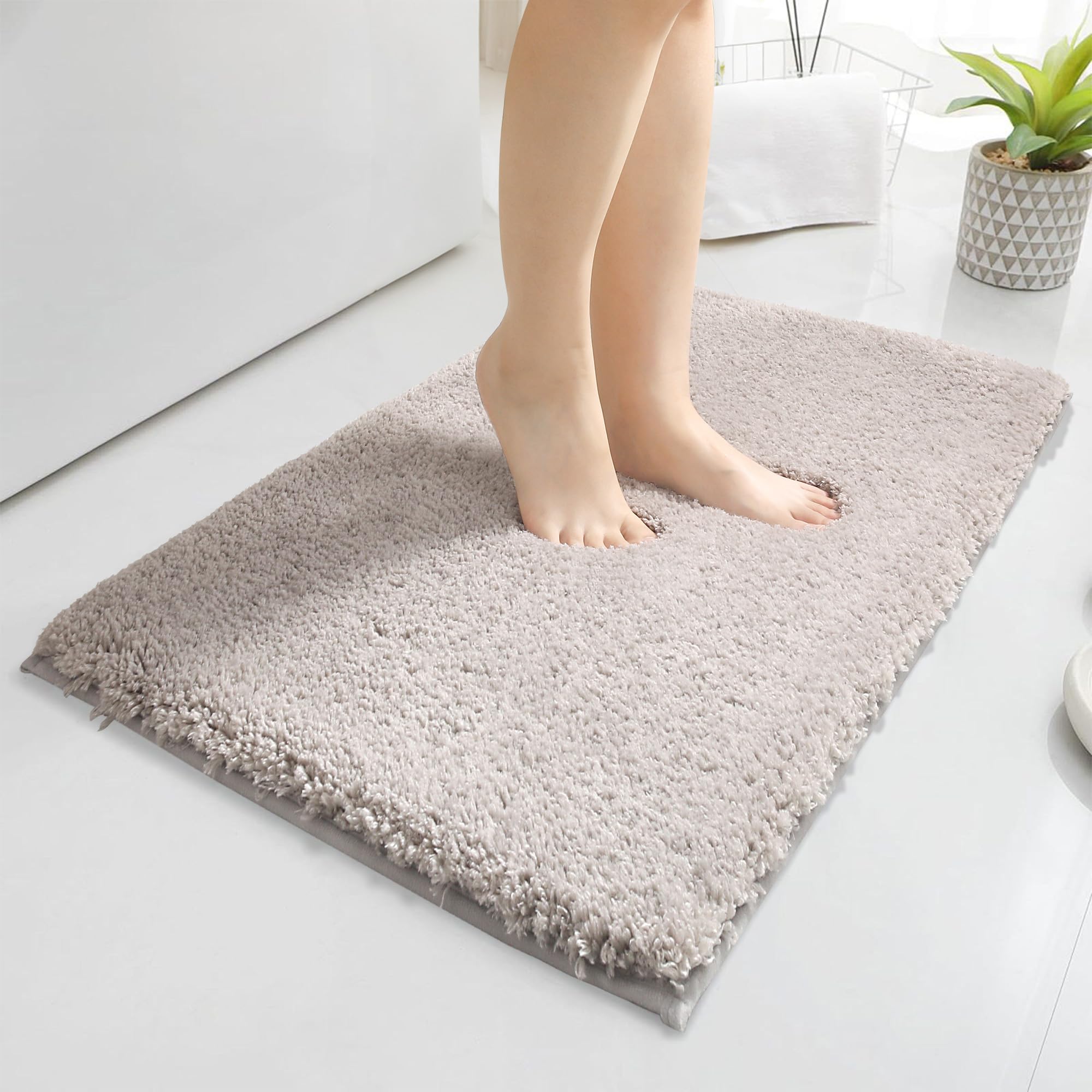 Baahrnom Badezimmerteppich 80X120 cm rutschfest Waschbar Badematte Non Slip Badteppich Kuschelig Weich Badvorleger für Dusche, Badewanne und Toilette