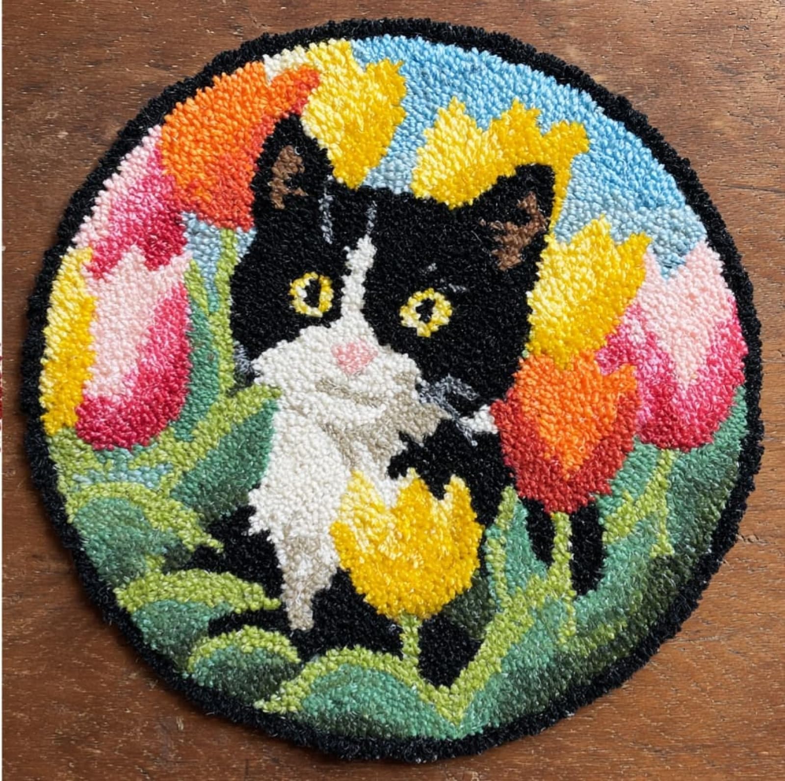 WallustrioaW Latch Hook Kits for Adults,Tulips and Cats,Rug Making Kit DIY Craft Latch Hook Rug Set Tapestry Cushion Pre-Printed Patterns,50x50cm