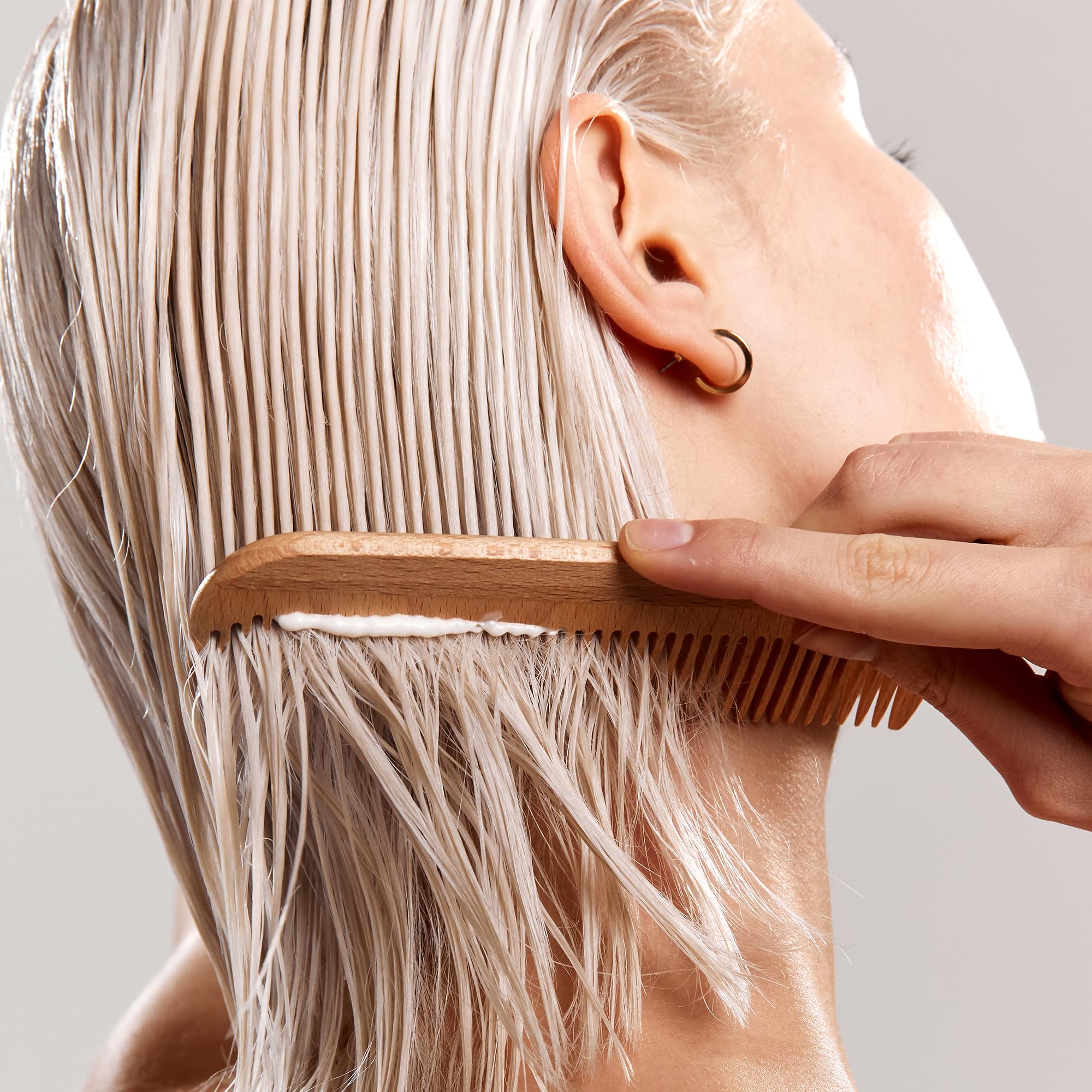 COCUNAT Haarpflege-Set Happy Hair + Savior Kräftigt das Haar | Komplettes Haarpflege-Set, das das Haar schützt und von innen und außen kräftigt.