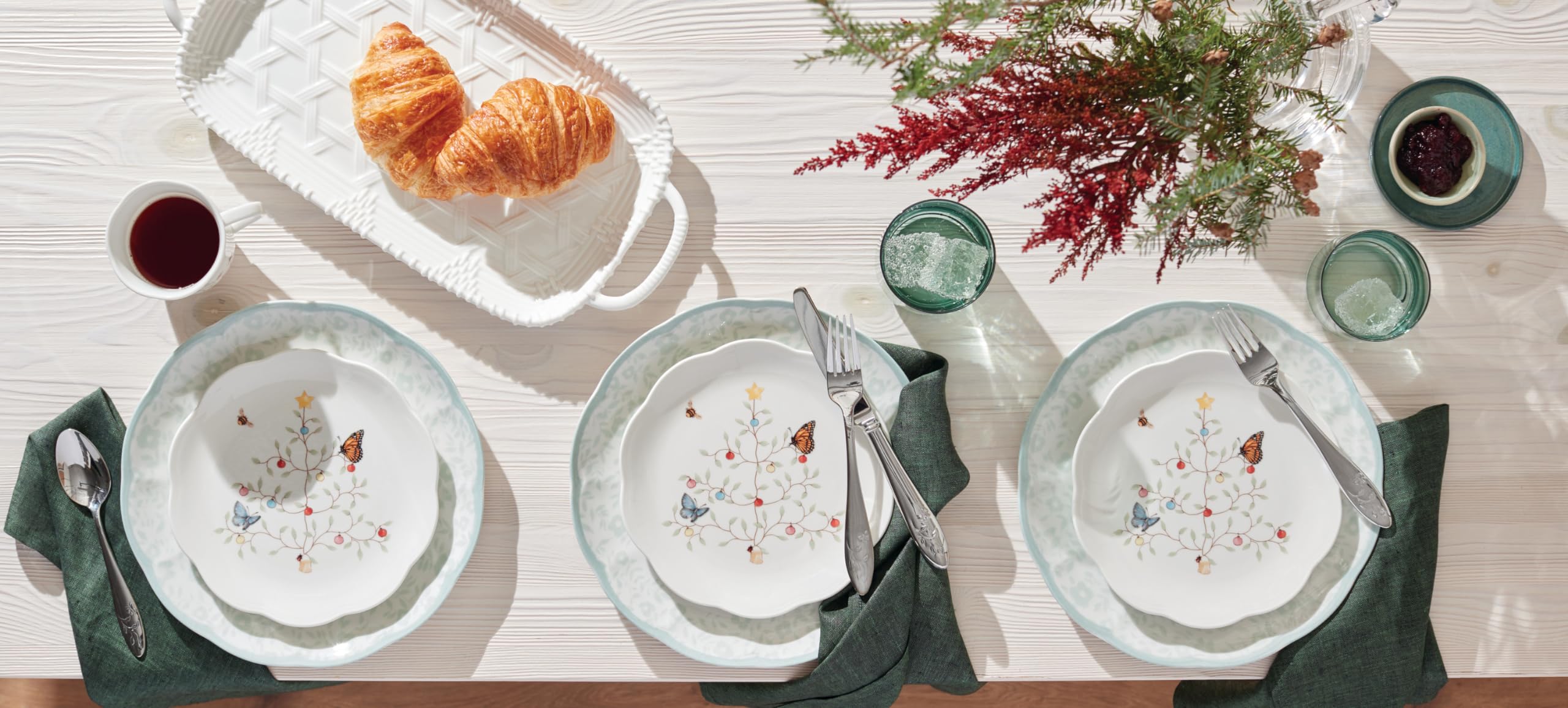 LENOX ディナープレート　4枚セット Amazon.com | Lenox Tin Can Alley Seven 4Pc Place Setting