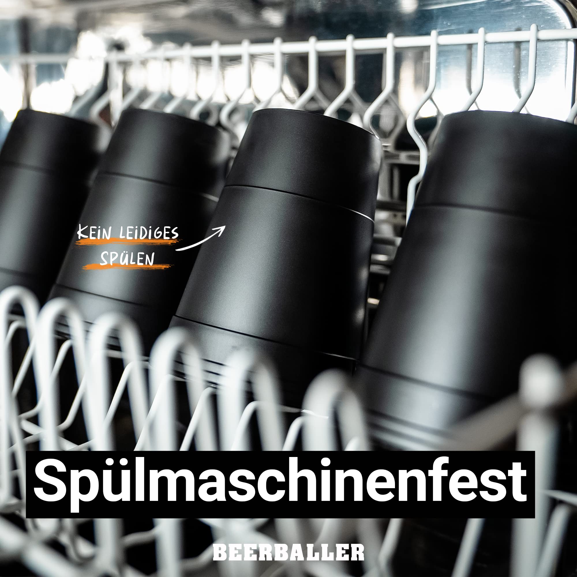 BeerBaller® Unbreakable Cups - 22 Hartplastik Beer Pong Becher & 3 Bälle | Aus recyceltem Plastik! | Mehrweg Bierpong Becher | spülmaschinenfest | 473ml/16oz - Red Cups | Made in Germany