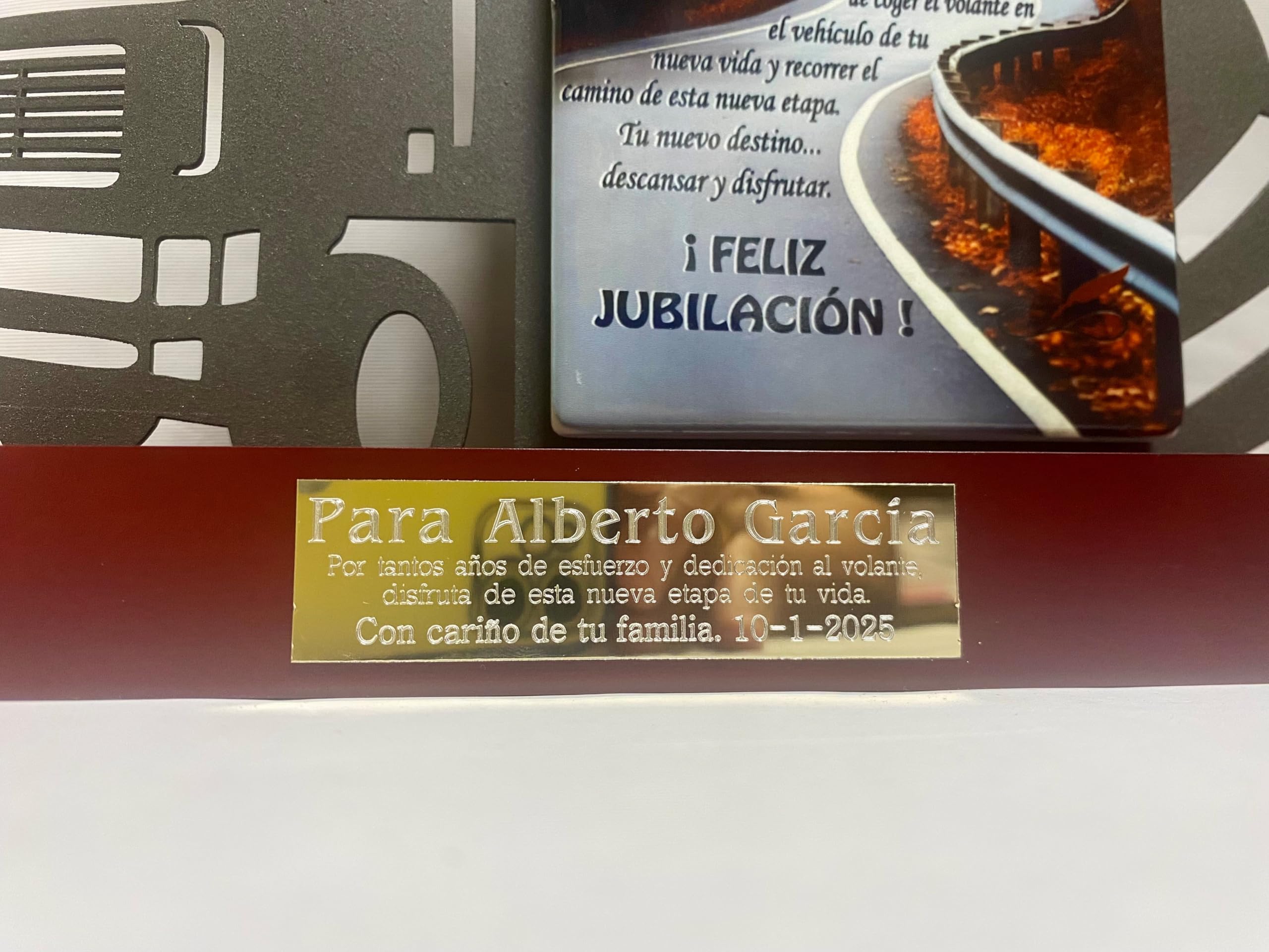 Regalo Camionero Transportista para Jubilación Personalizado Figura camión con dedicatoria para Jubilado de Acero Satinado