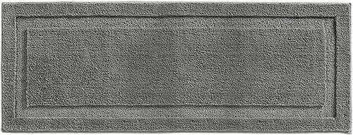 mDesign - Alfombra de microfibra suave de poliéster, antideslizante, extra larga, afelpada y absorbente, para baño, tocador y spa, lavable a
