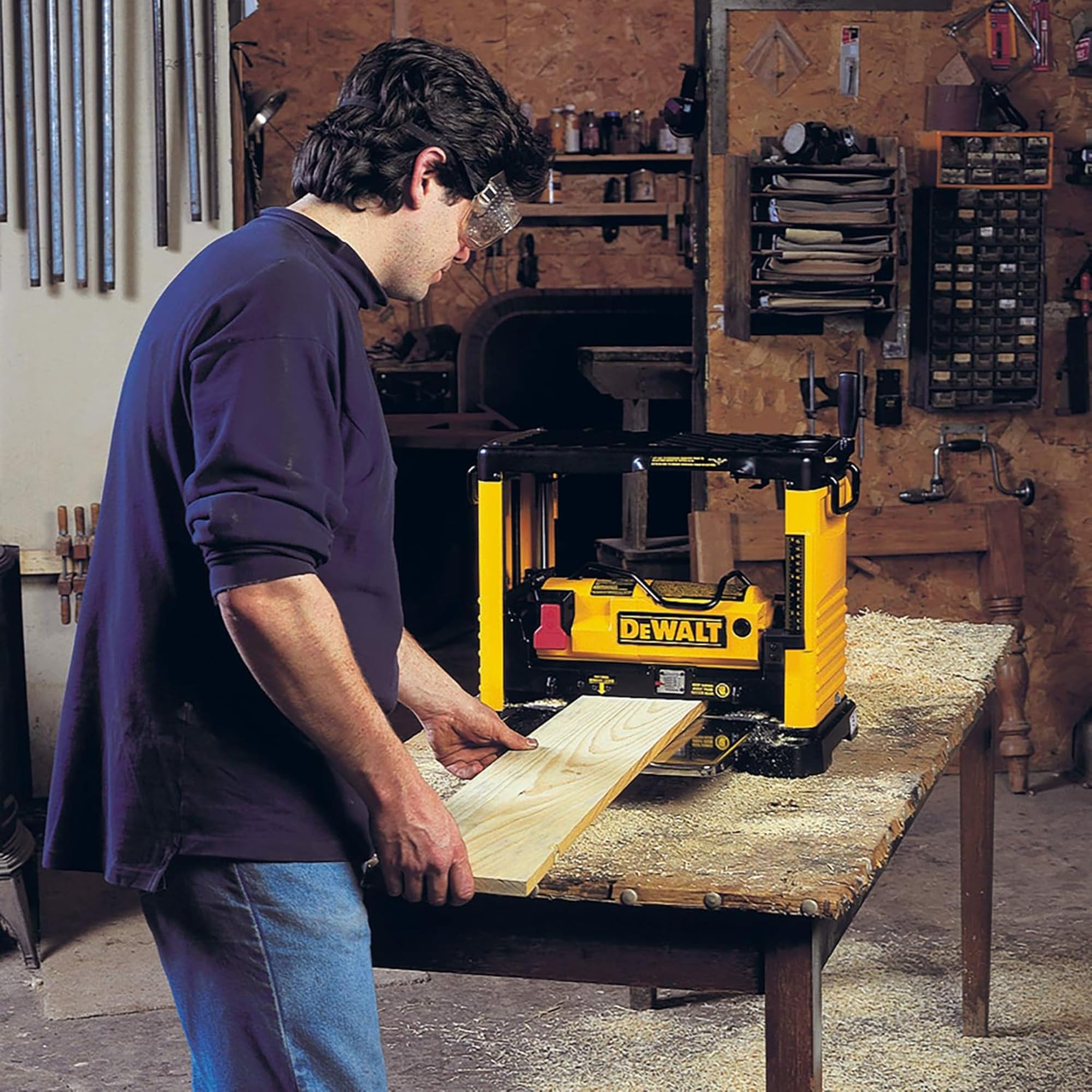DeWalt DW733-QS - Regrueso Portátil 1.800W 317mm