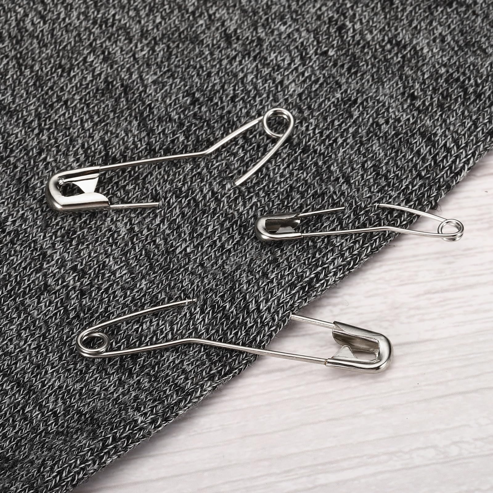 YOKIVE 100 Pcs Curved Safety Pins, Nickel Plated Quilting Pins, Silver Tone, 1.97 Inch - Image 4