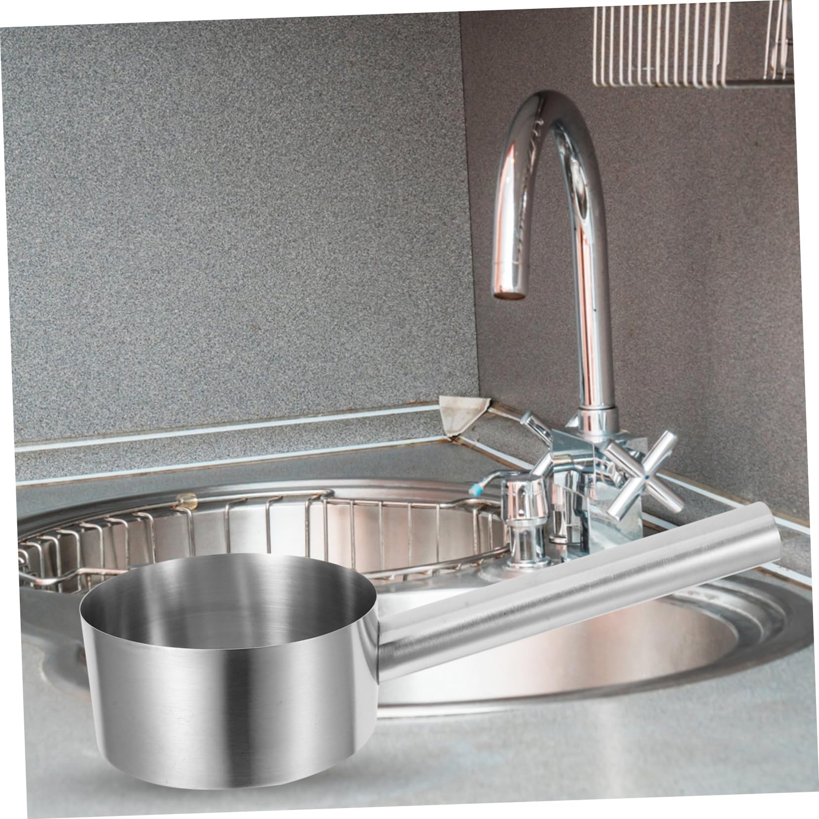 Abaodam Cucharón Largo de Acero Inoxidable para Servir Gran Capacidad y Diseño Fiable, Adecuado para Uso en Cocina y Jardín Acabado en Color Plata