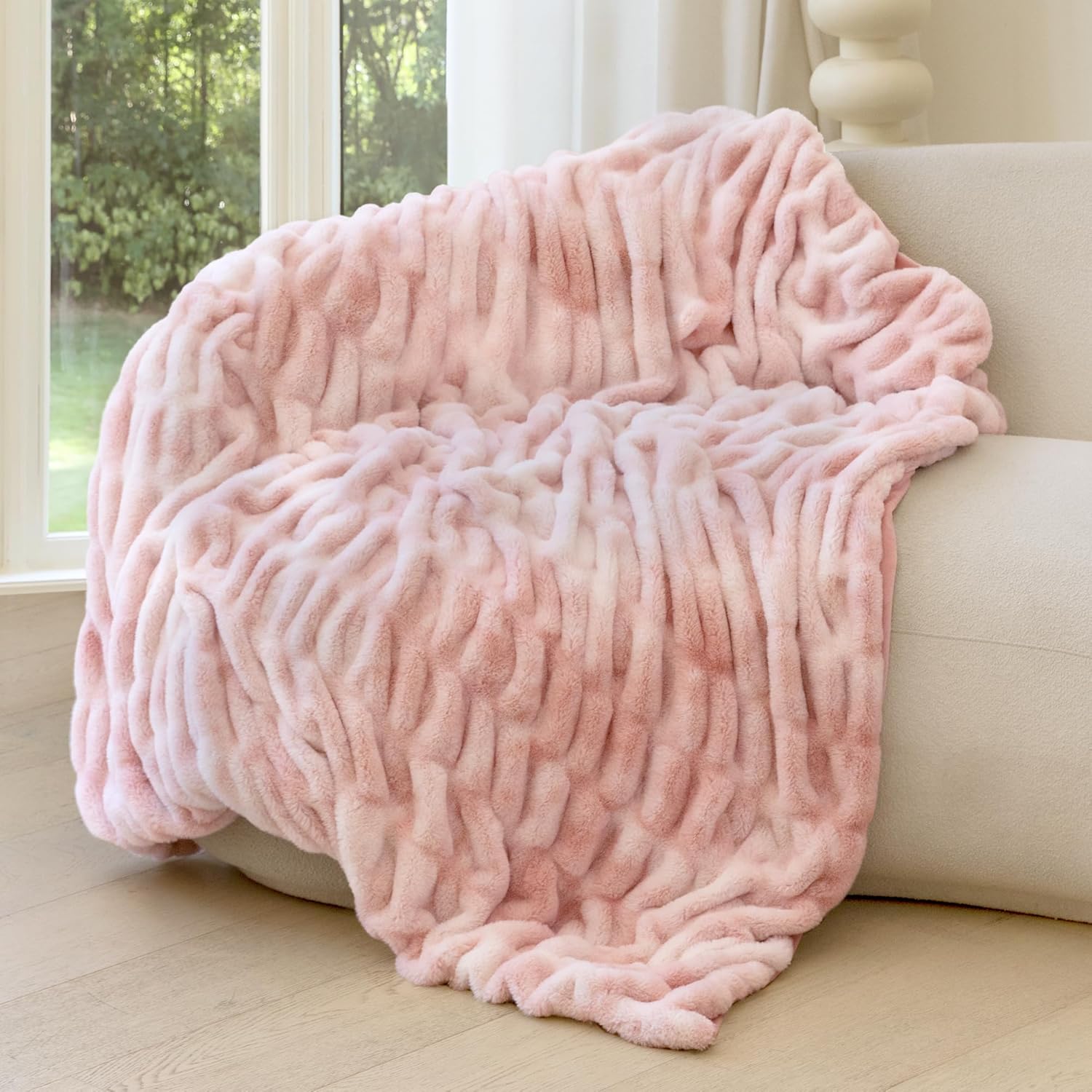 blunique Ultra Soft Faux Rabbit Fur Throw Blanket, Cozy Fuzzy Blanket for Couch Bed, Plush Warm Decor Gifts, Luxury Thick Fluffy Blanket for Women,50x60 inches, Tie-Dyed in Pink